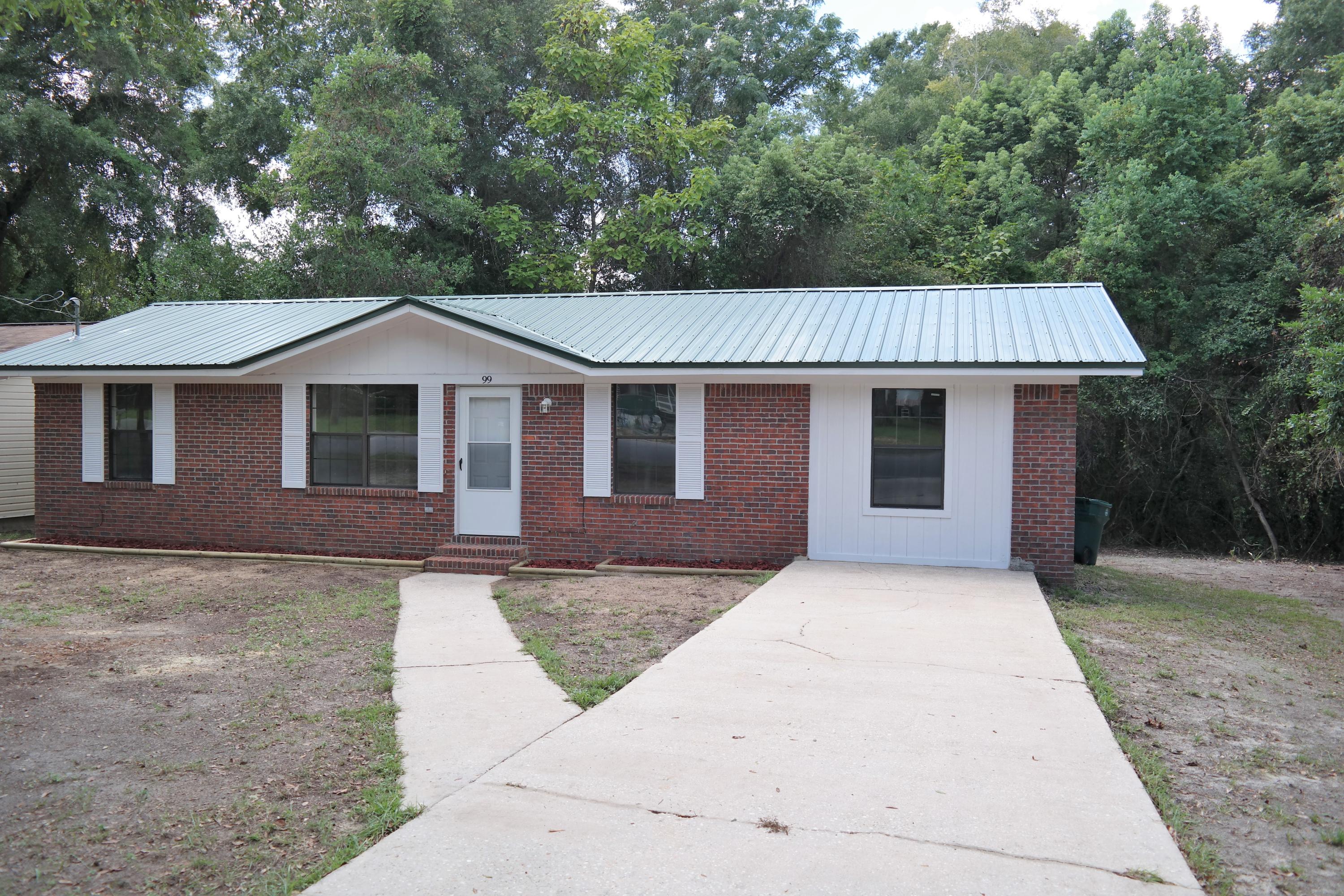 TOWN OF DEFUNIAK SPRINGS - Residential