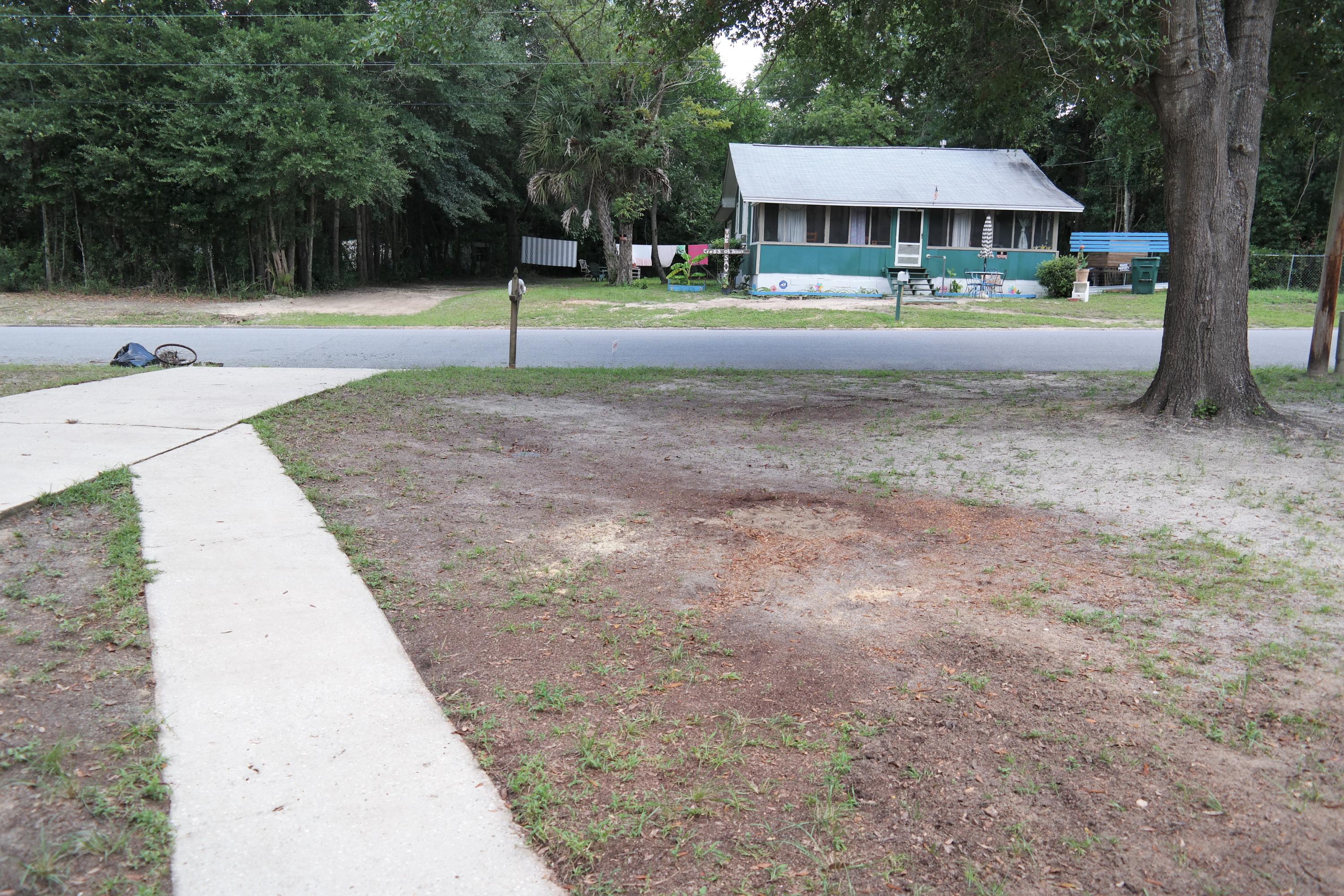 TOWN OF DEFUNIAK SPRINGS - Residential