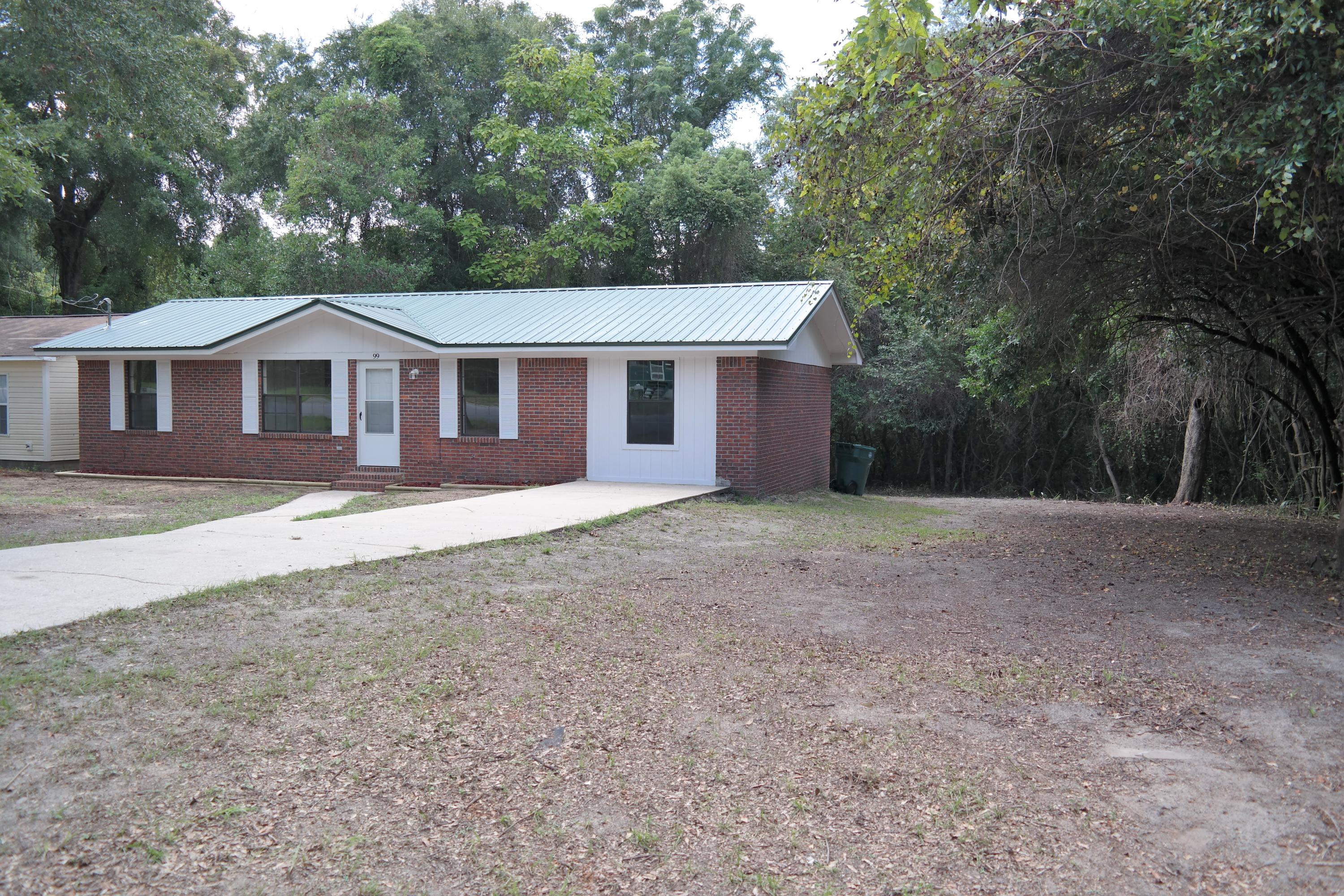 TOWN OF DEFUNIAK SPRINGS - Residential