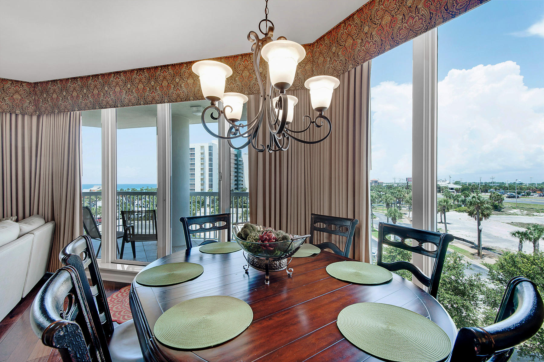 ST. LUCIA AT SILVER SHELLS - Residential