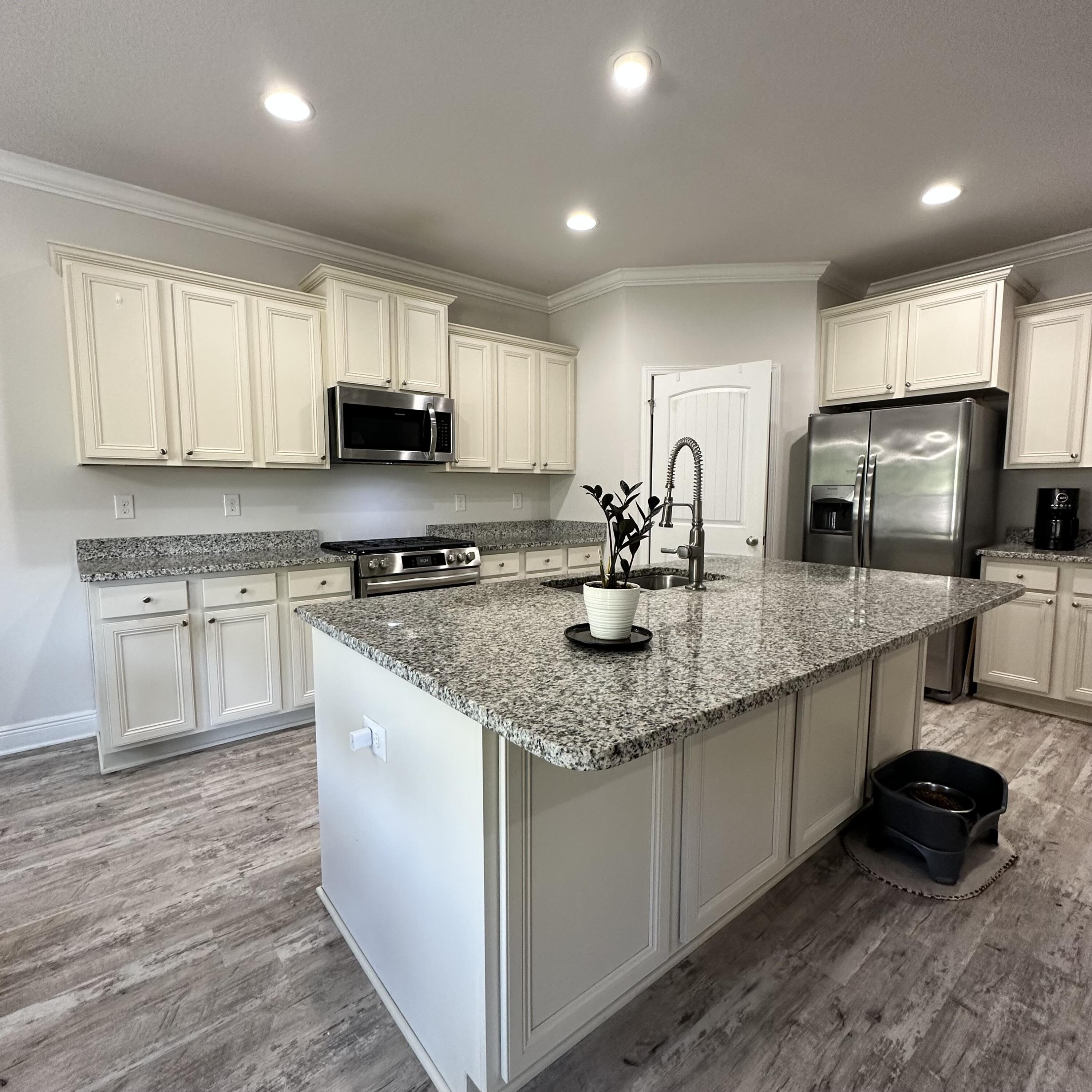 HAMMOCK BAY - Residential