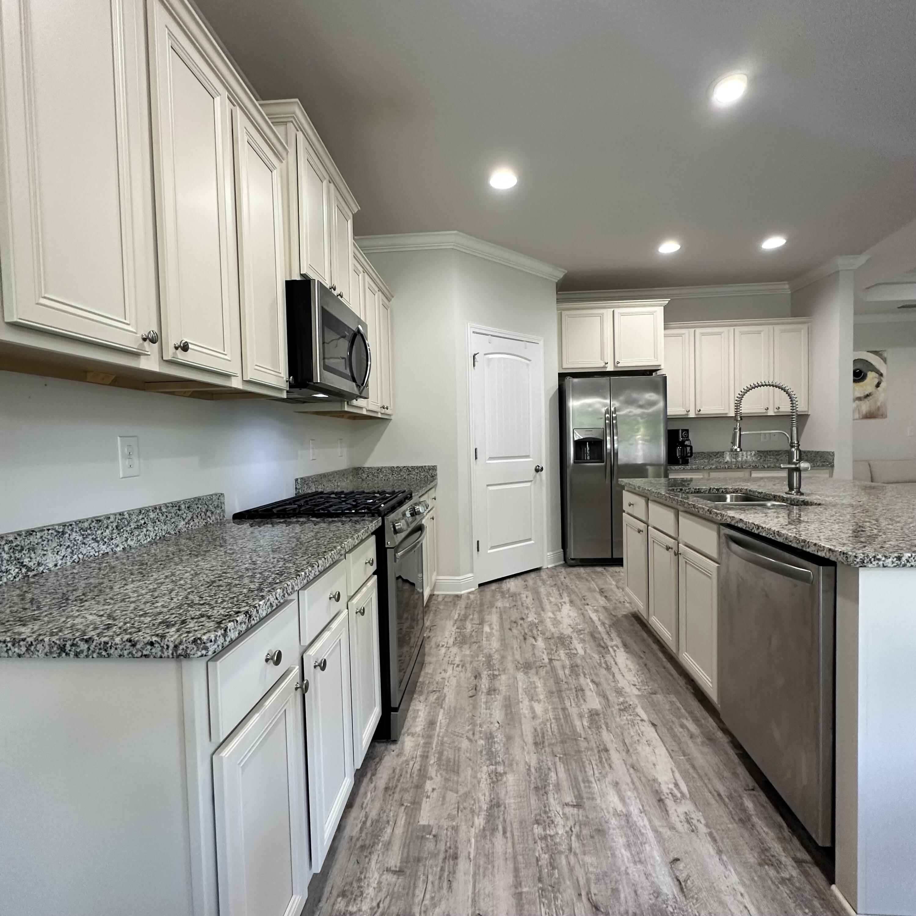 HAMMOCK BAY - Residential