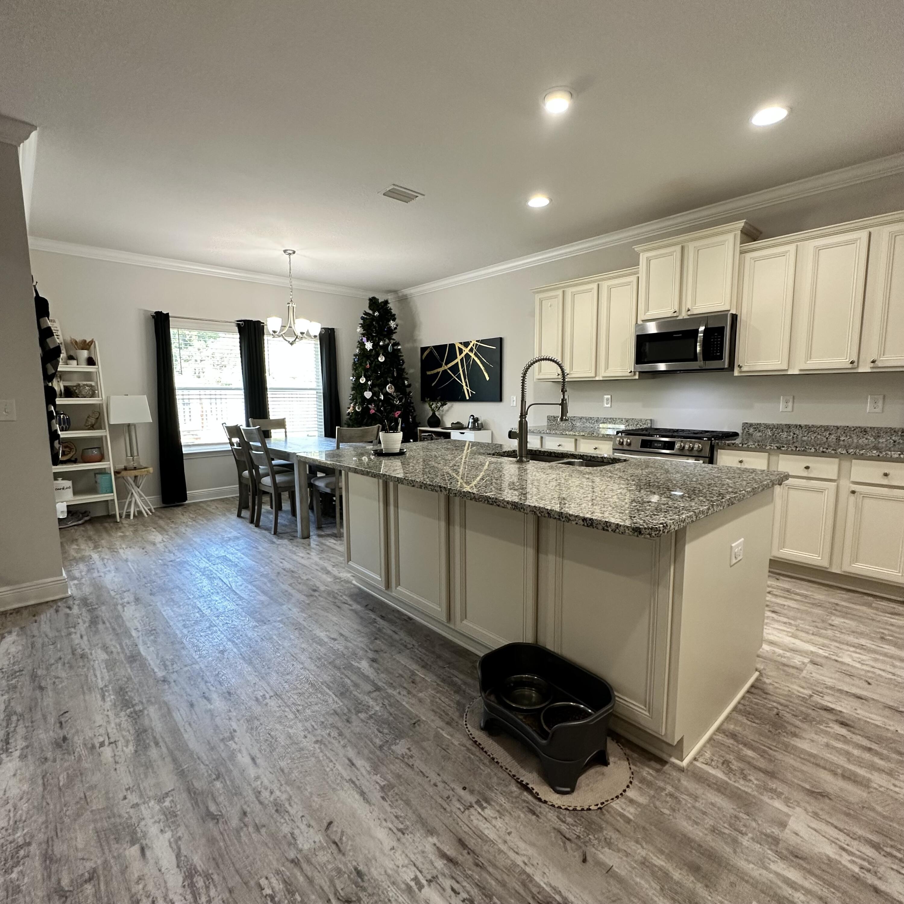 HAMMOCK BAY - Residential