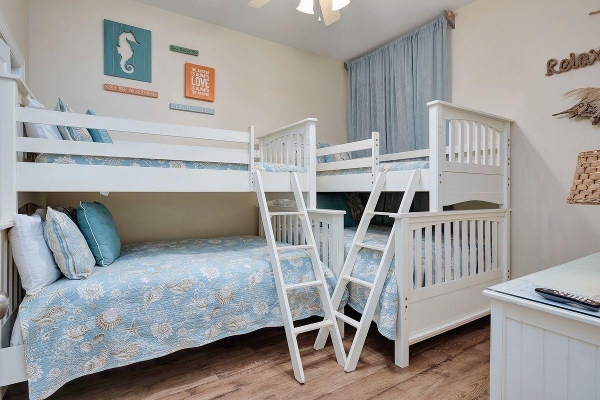 SEAGROVE HIGHLANDS - Residential