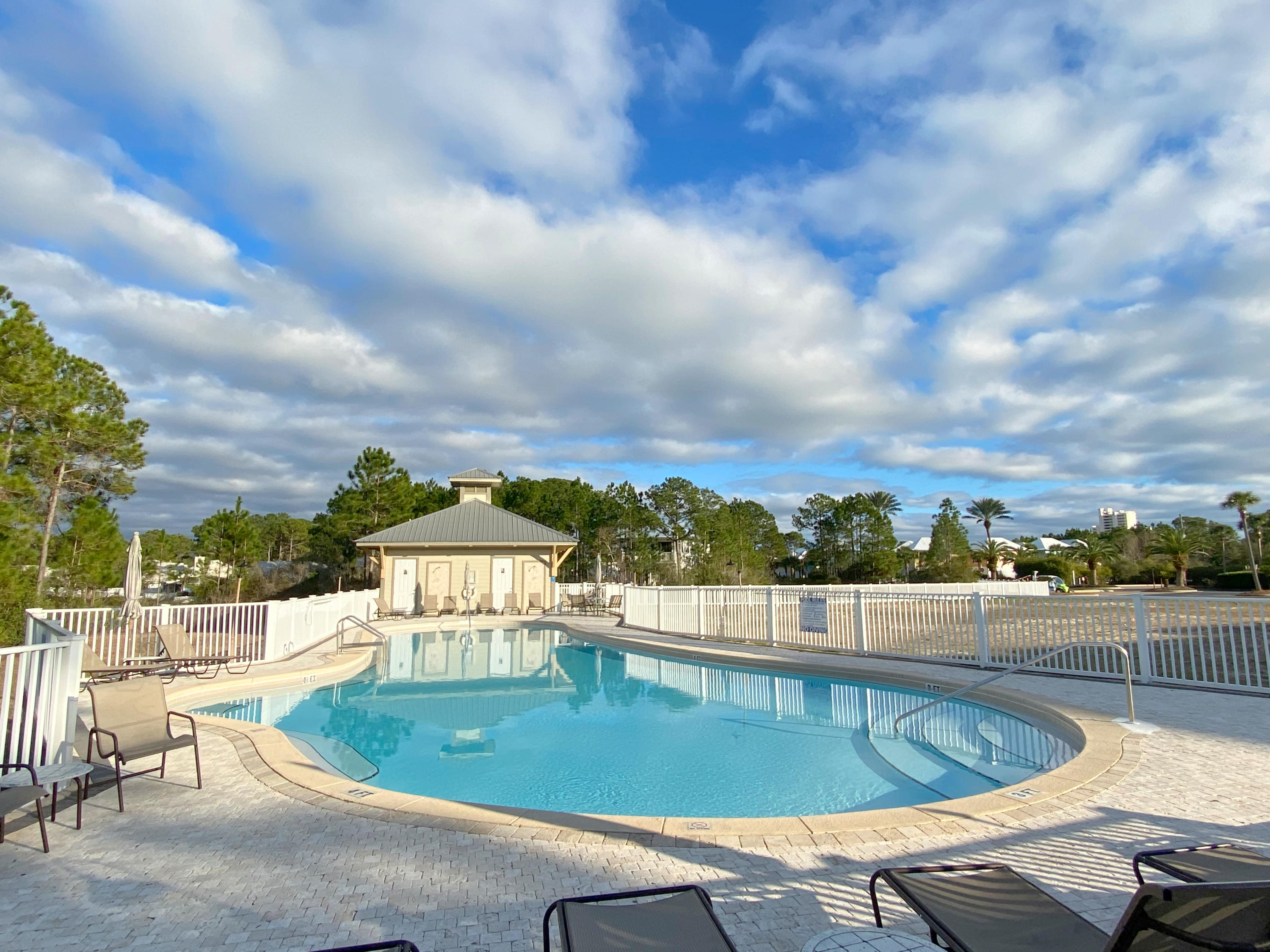 SEAGROVE HIGHLANDS - Residential