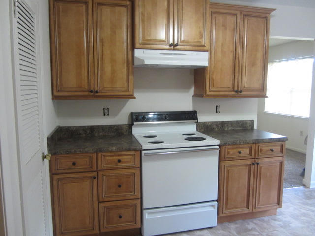 BERKSHIRE WOODS - Residential Lease