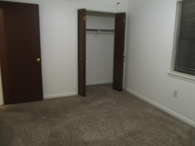 BERKSHIRE WOODS - Residential Lease