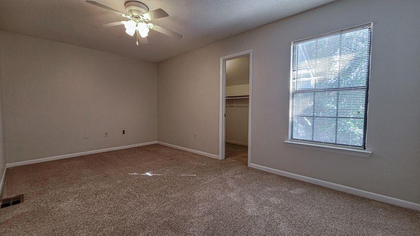 VIKING MANOR PH 1 - Residential Lease
