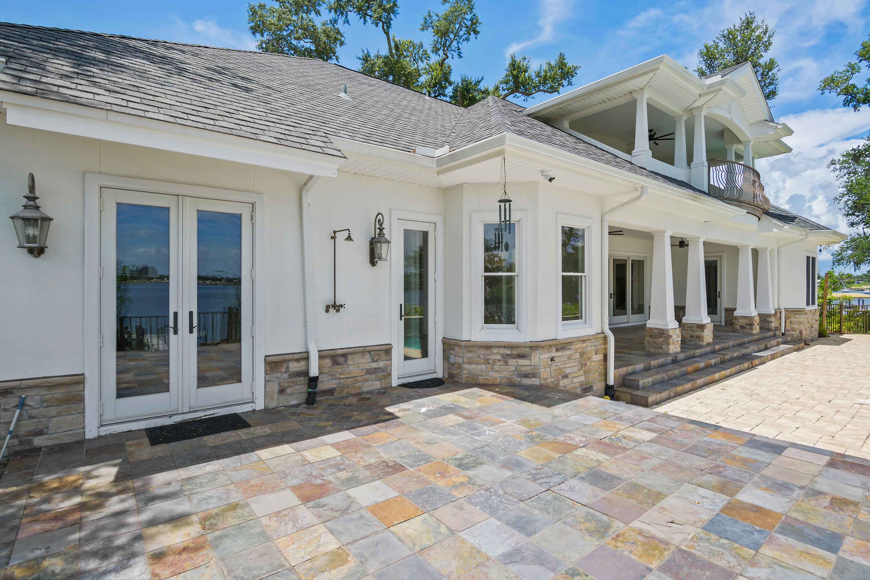 Cove Pointe - Residential