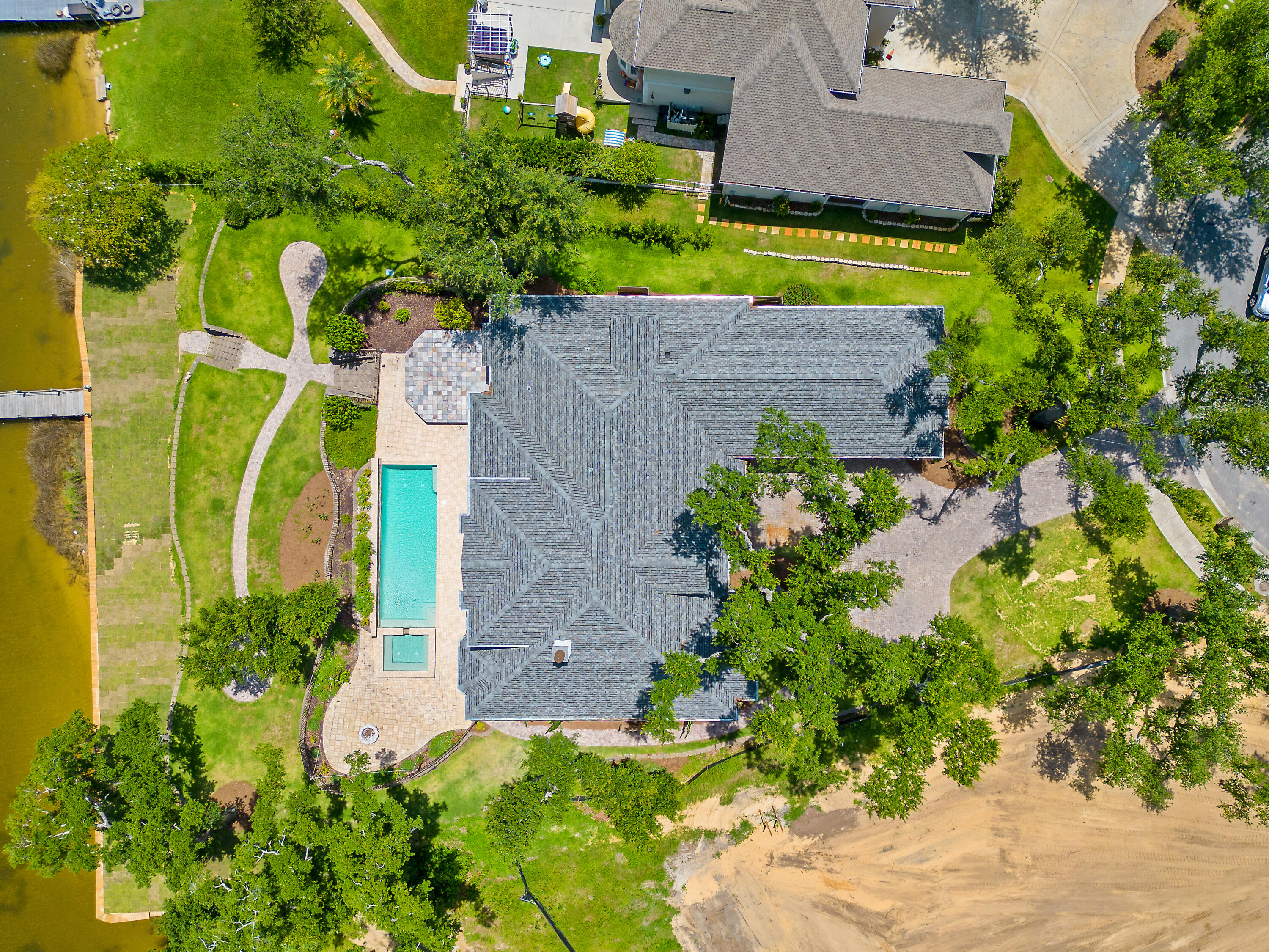 Cove Pointe - Residential