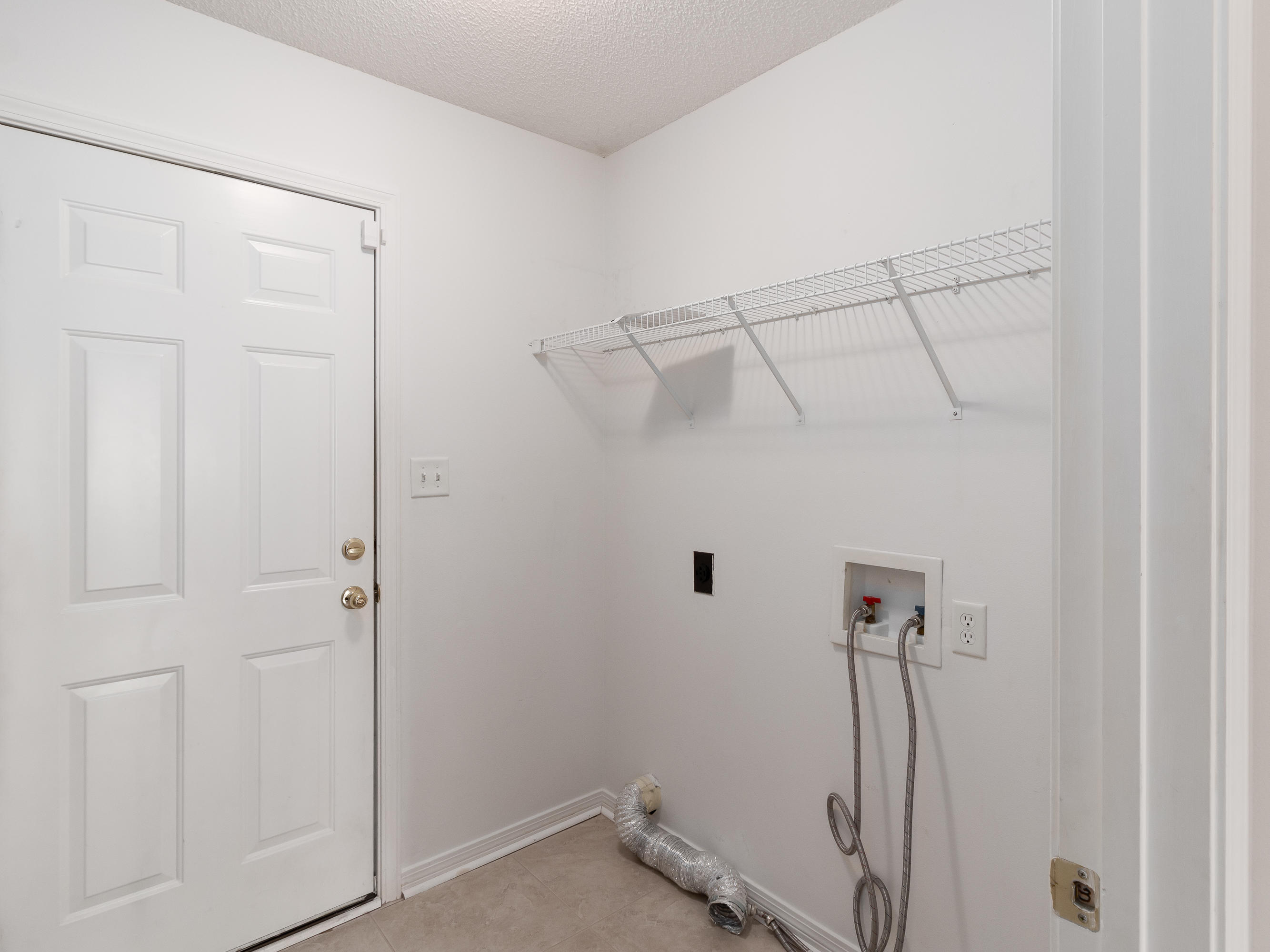 FAIRCHILD ESTATES - Residential