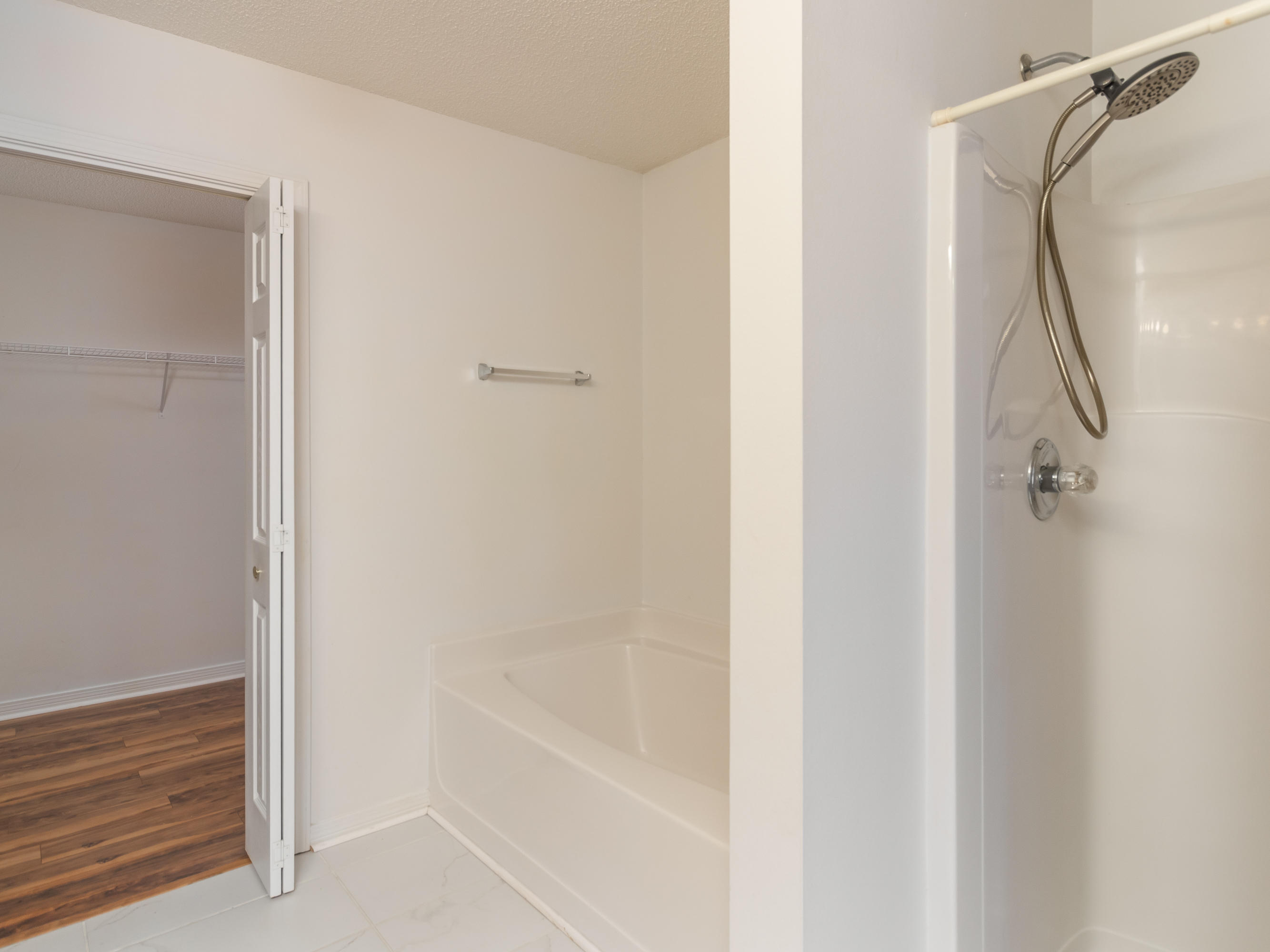 FAIRCHILD ESTATES - Residential