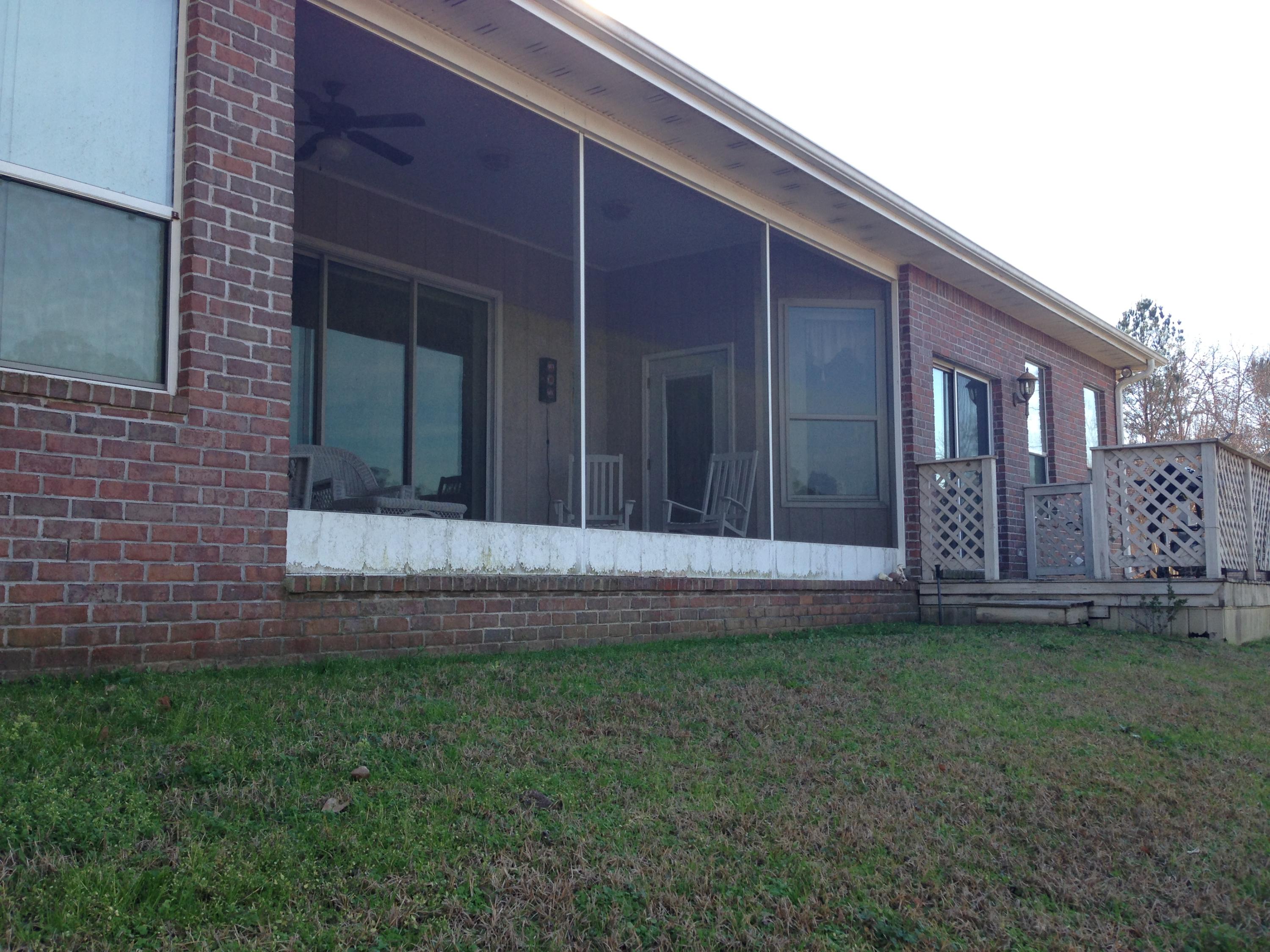 FOXWOOD ESTATES 1 - Residential Lease