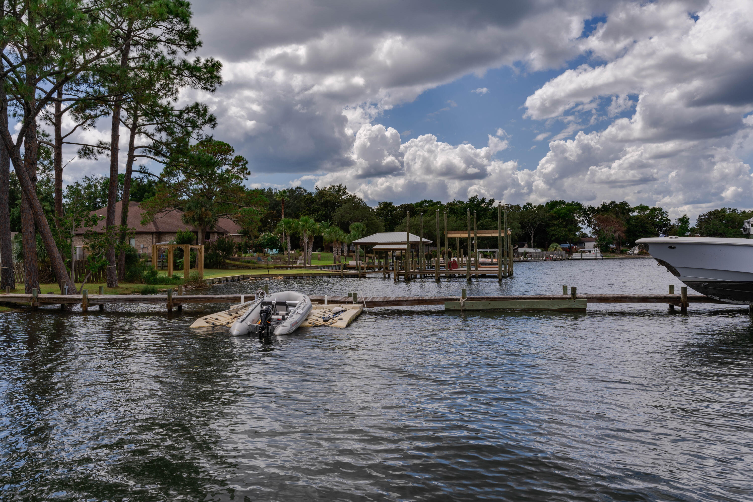 CALHOUN S/D DESTIN LOT 91 +BEG SW COR LOT 92 E 50 FT NW TO NE COR 91 THENCE S TO PT OF BEG BLK D 90 - Residential