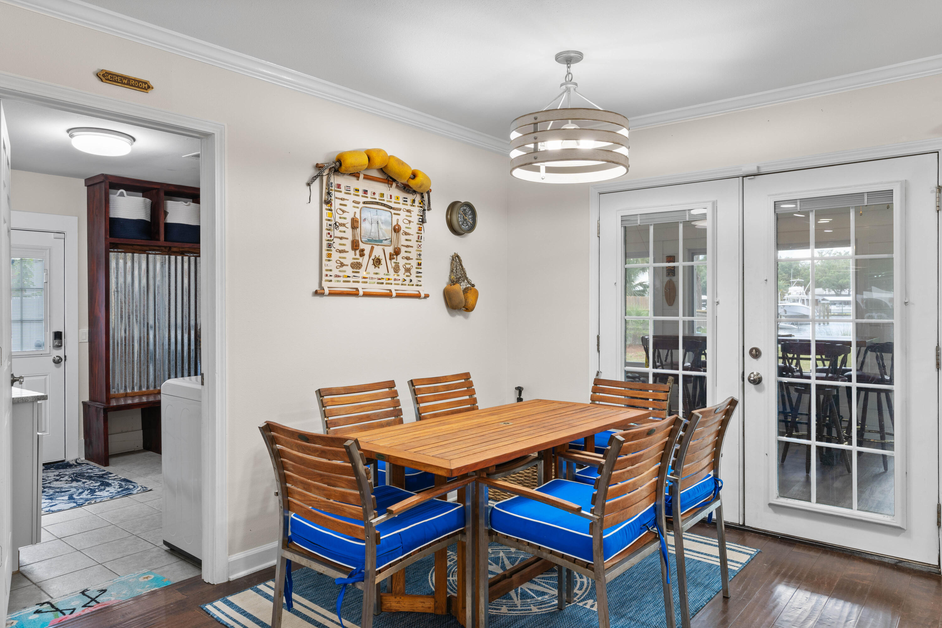 CALHOUN S/D DESTIN LOT 91 +BEG SW COR LOT 92 E 50 FT NW TO NE COR 91 THENCE S TO PT OF BEG BLK D 90 - Residential