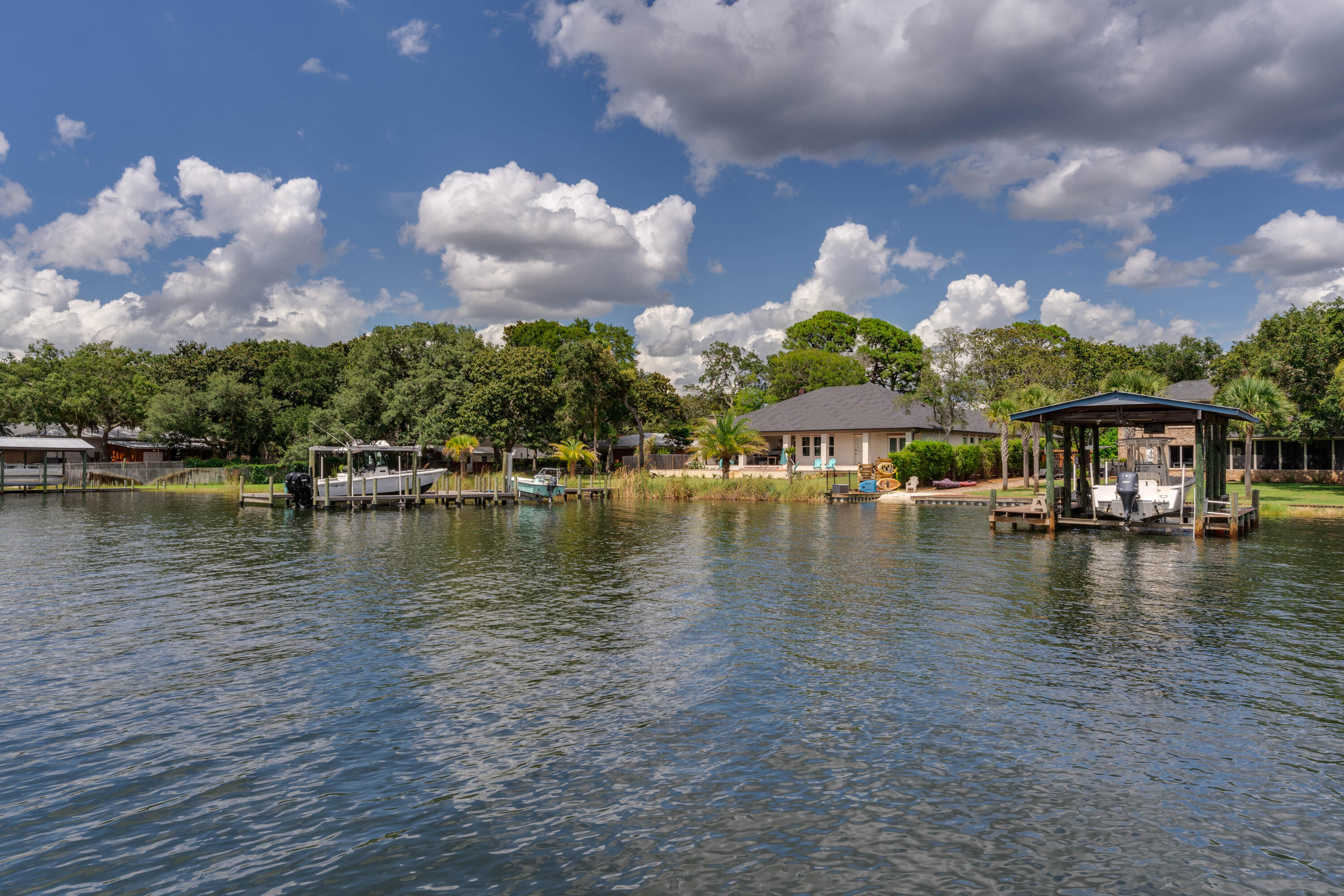 CALHOUN S/D DESTIN LOT 91 +BEG SW COR LOT 92 E 50 FT NW TO NE COR 91 THENCE S TO PT OF BEG BLK D 90 - Residential