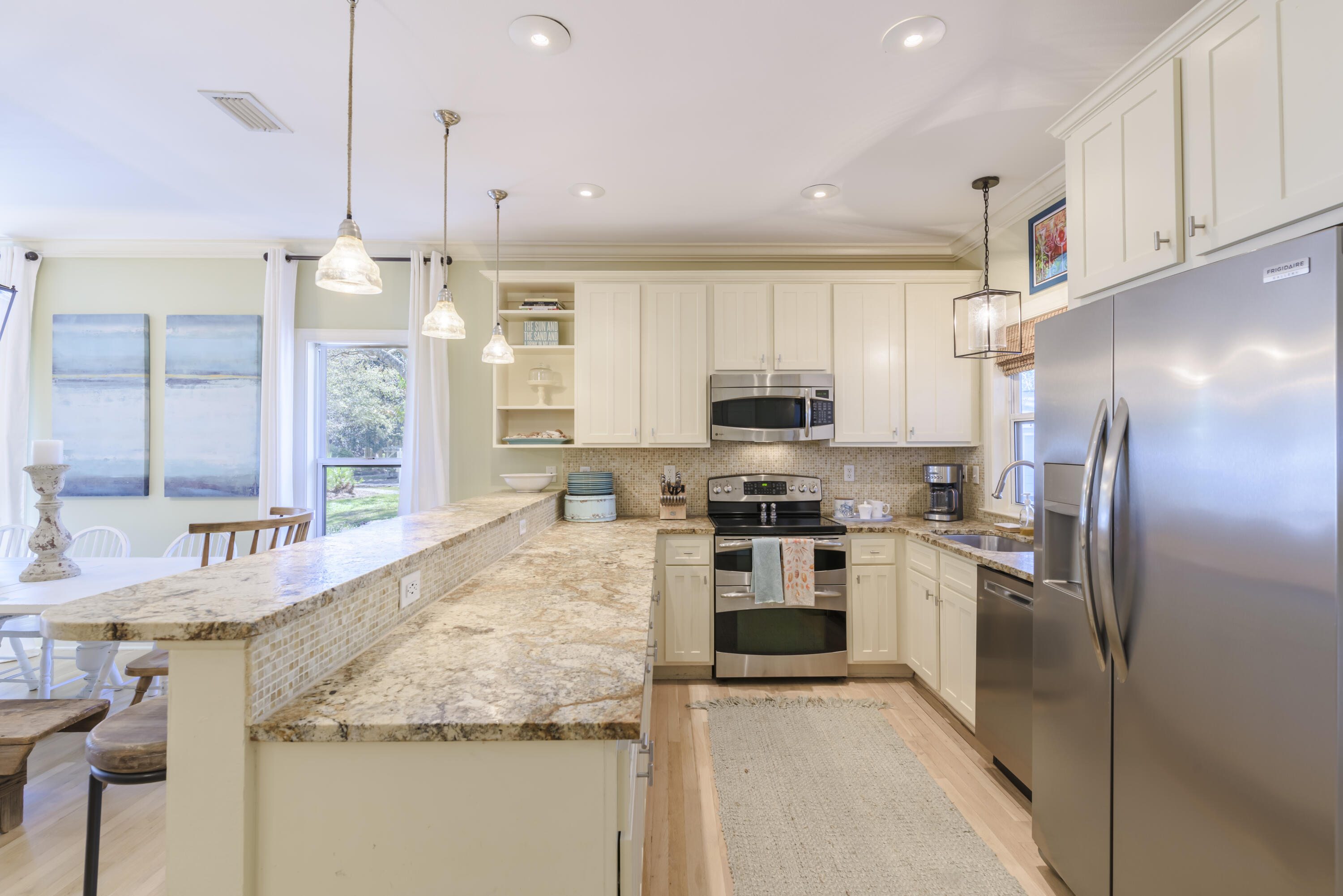 PRESTWICK PLACE - Residential