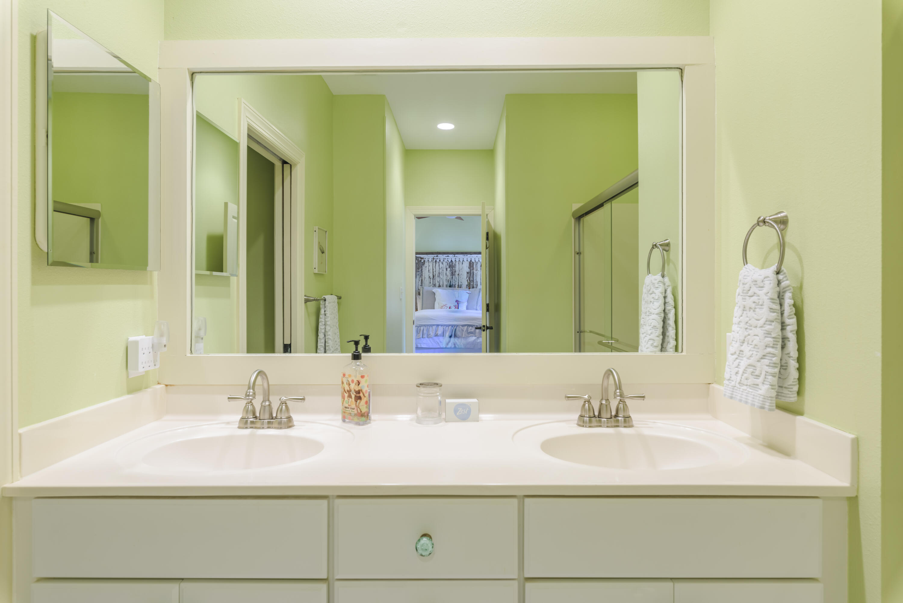 PRESTWICK PLACE - Residential