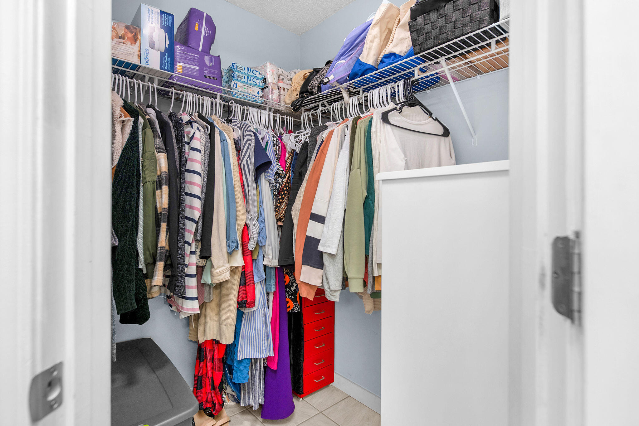 COUNTRYVIEW ESTATES 10TH ADDN - Residential