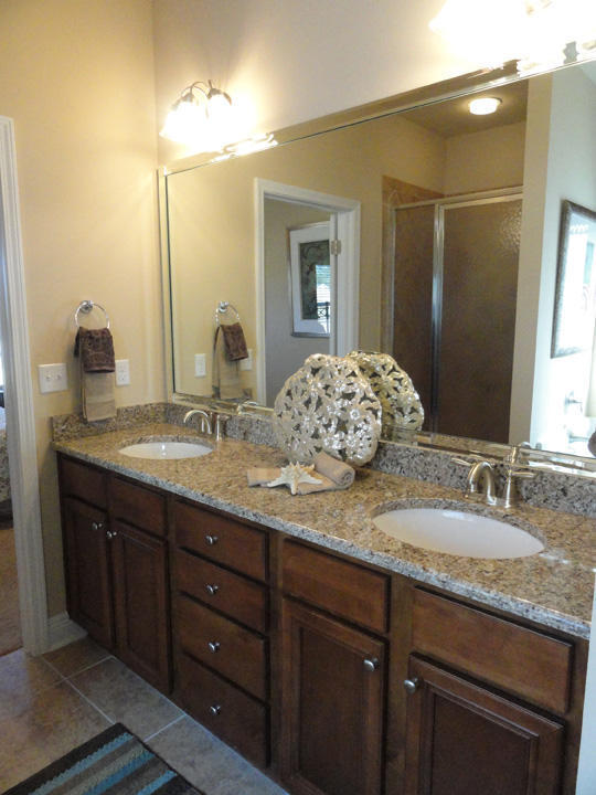 LAGRANGE LANDING - Residential