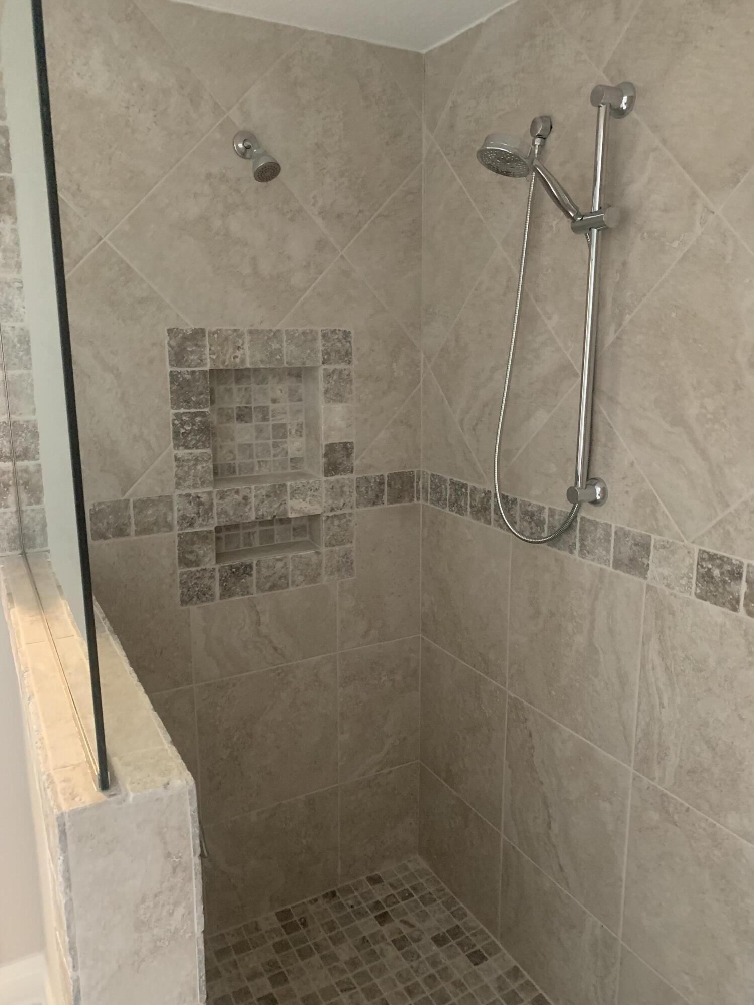 CREETS LANDING - Residential