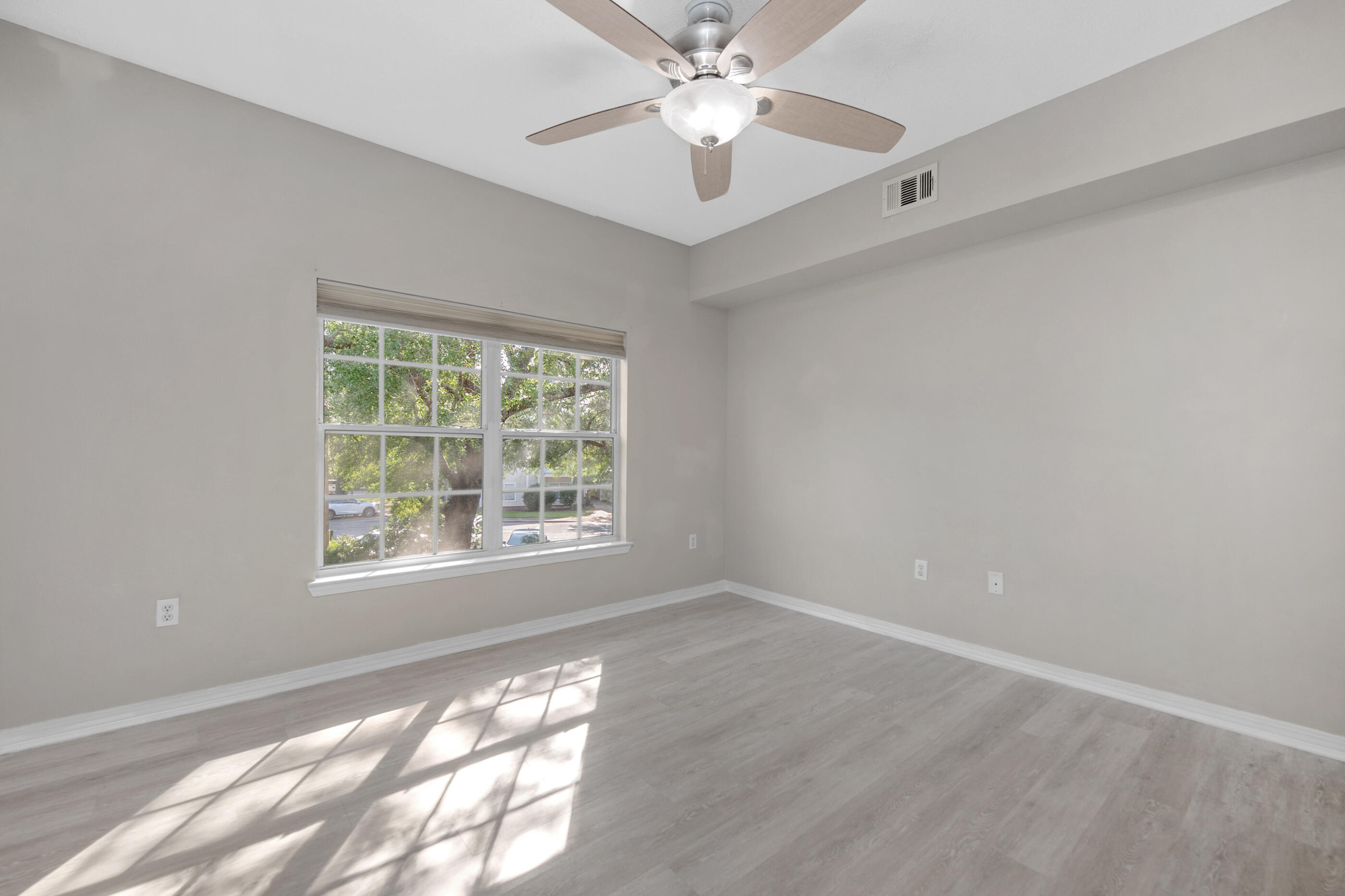 THE OAKS AT NICEVILLE PH I - Residential