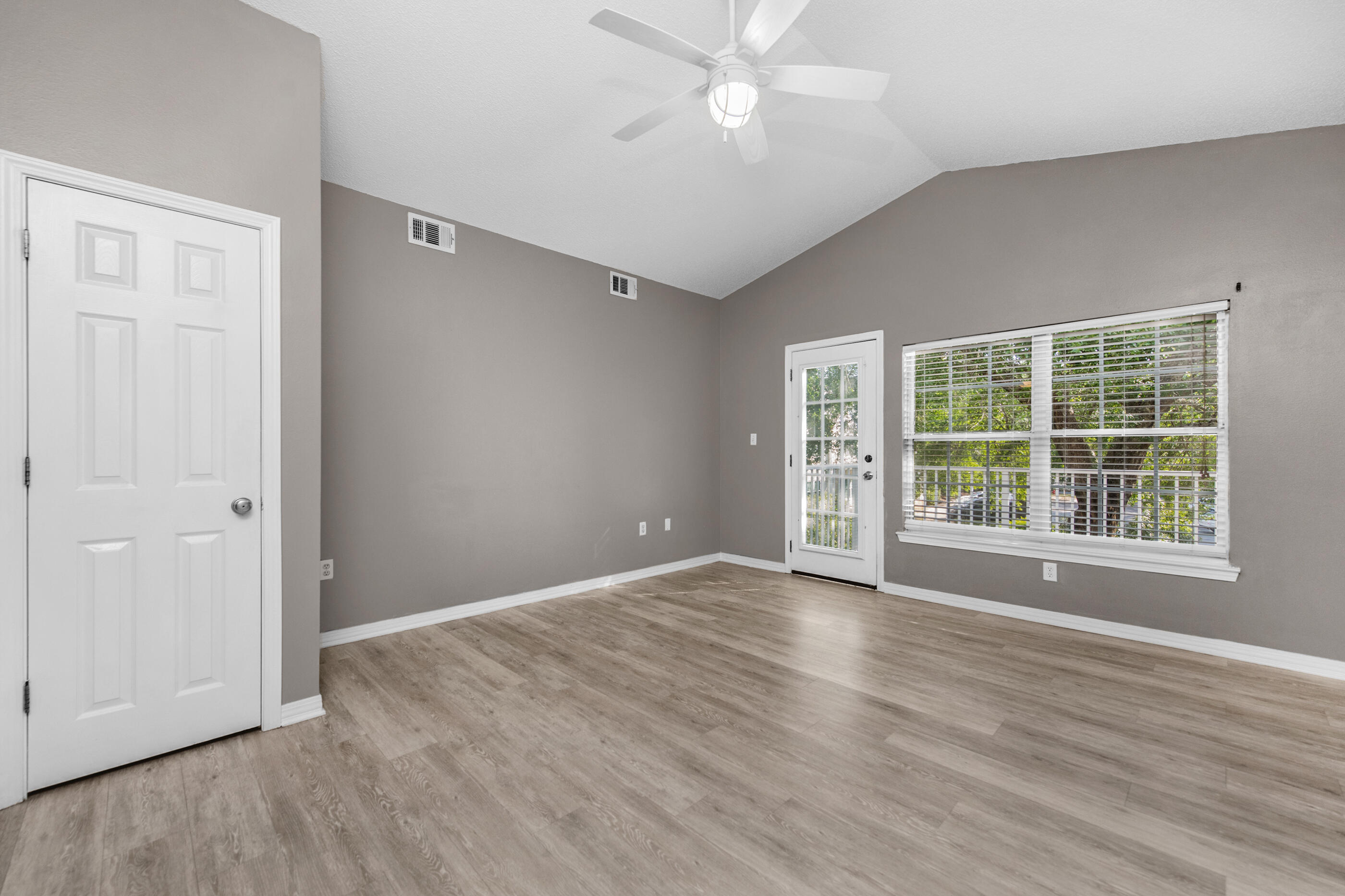 THE OAKS AT NICEVILLE PH I - Residential