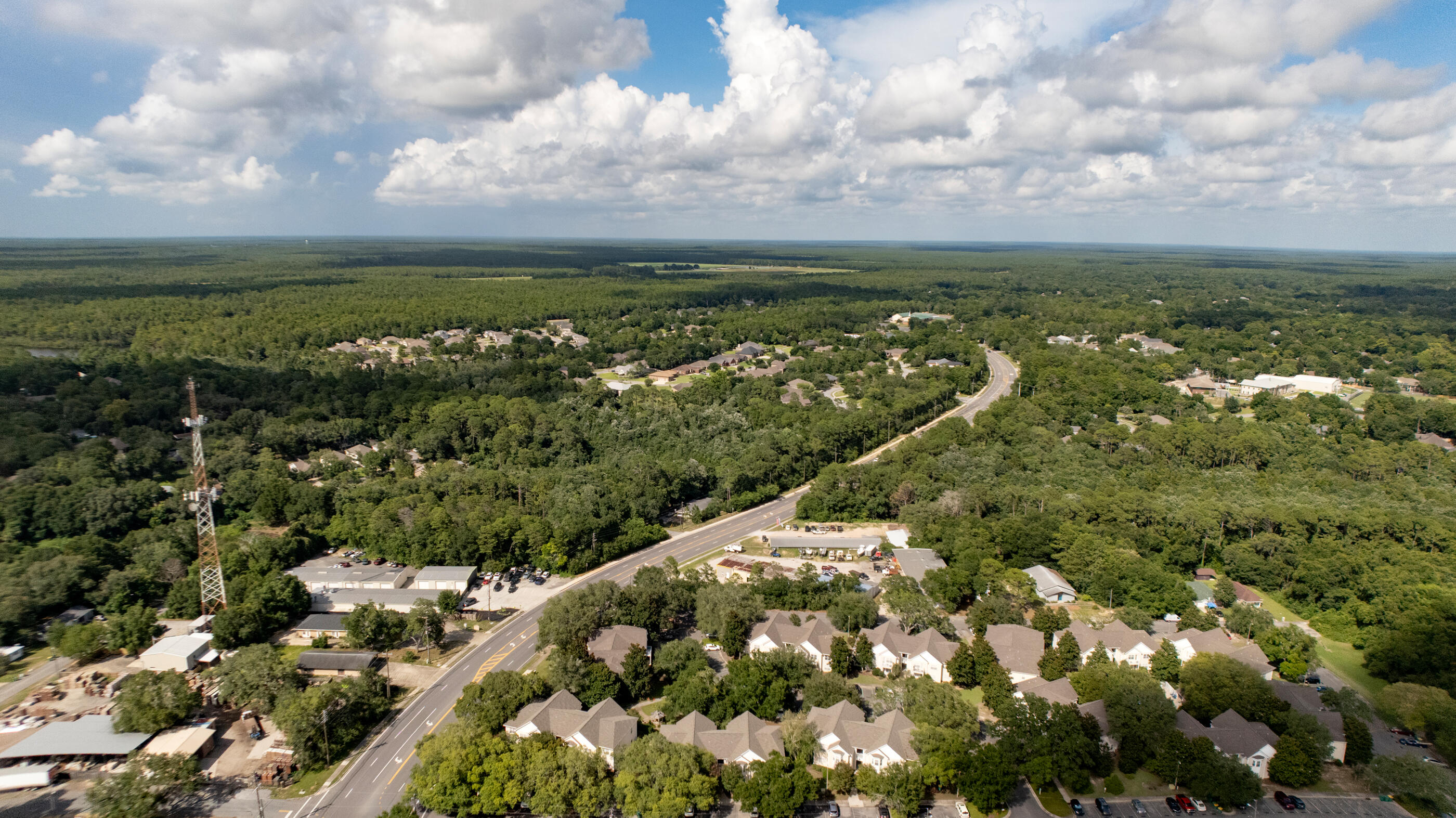 THE OAKS AT NICEVILLE PH I - Residential