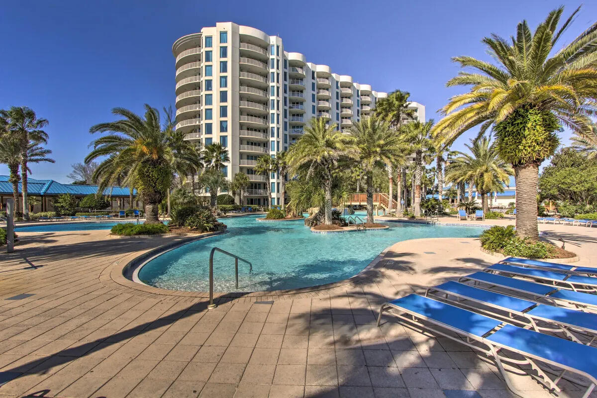 THE PALMS OF DESTIN - Residential