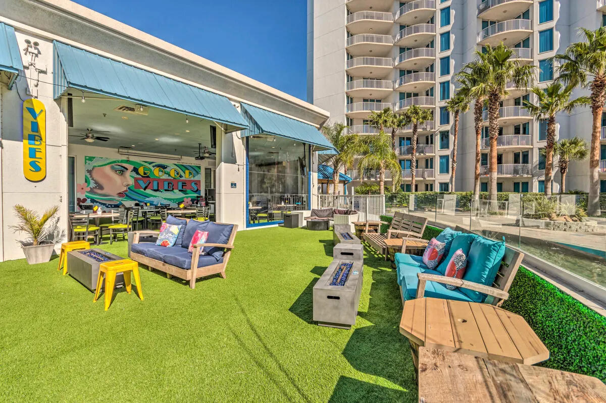 THE PALMS OF DESTIN - Residential