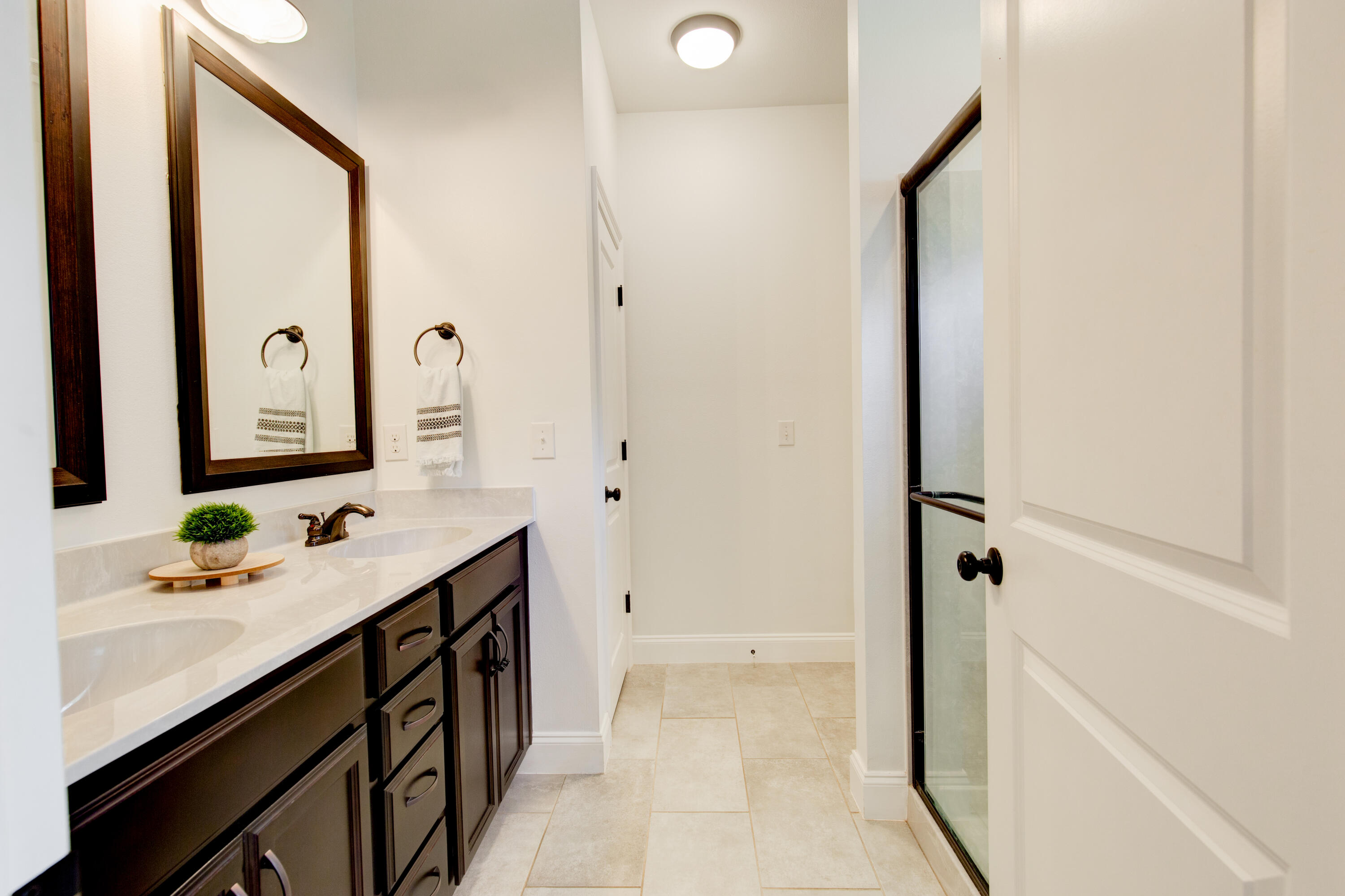 VALPARAISO PINECREST 6 - Residential