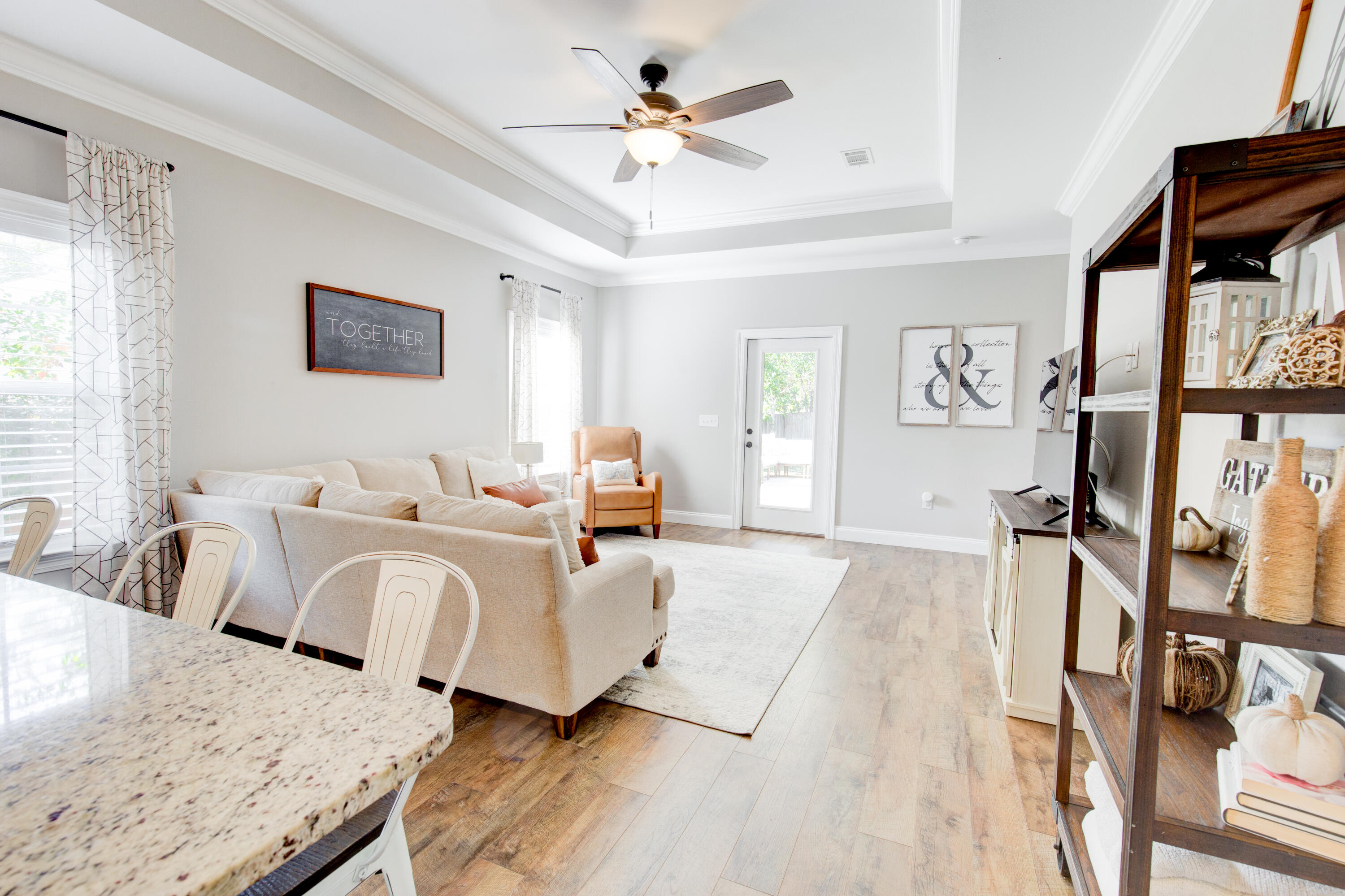 VALPARAISO PINECREST 6 - Residential