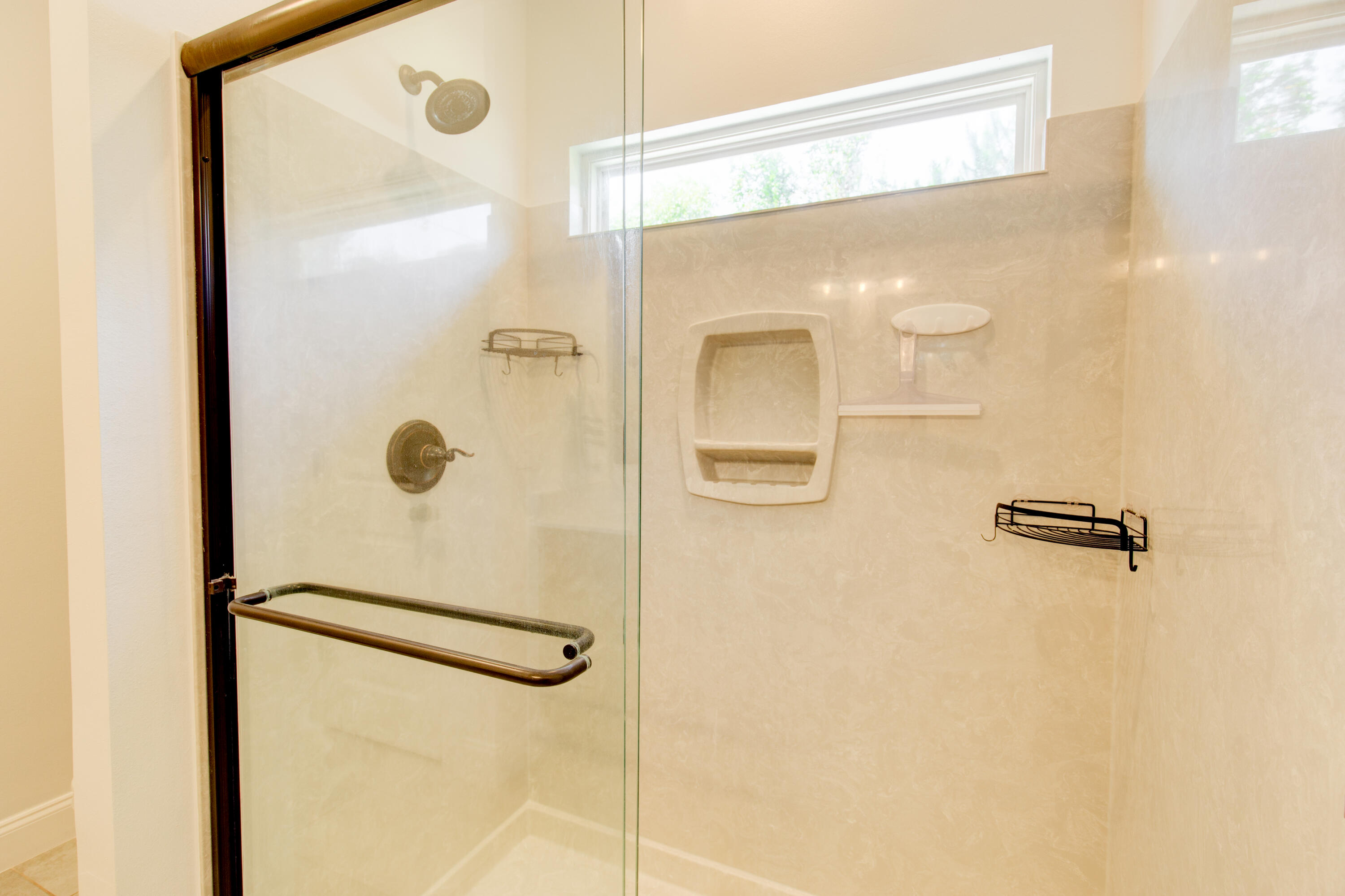 VALPARAISO PINECREST 6 - Residential