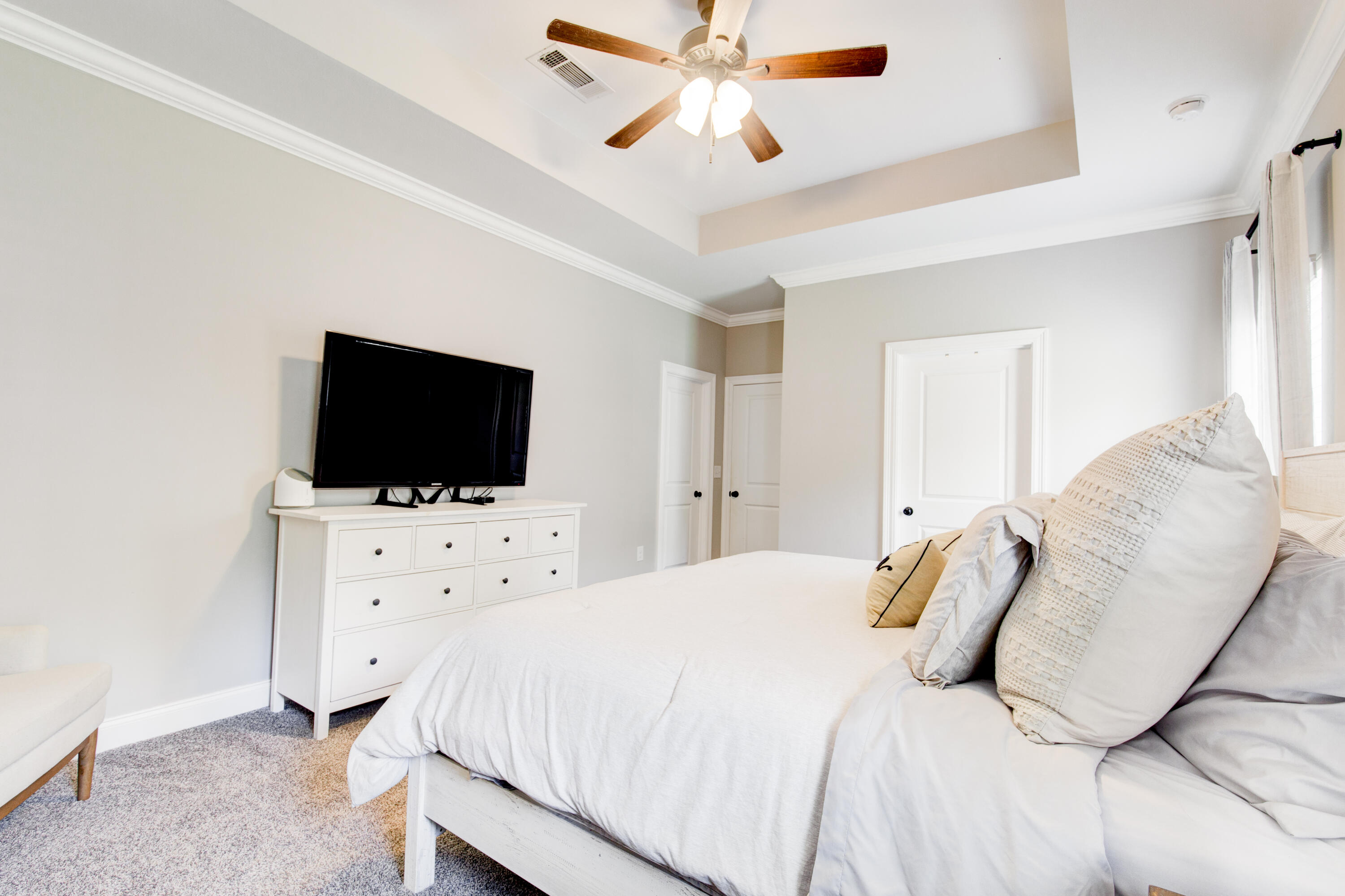 VALPARAISO PINECREST 6 - Residential