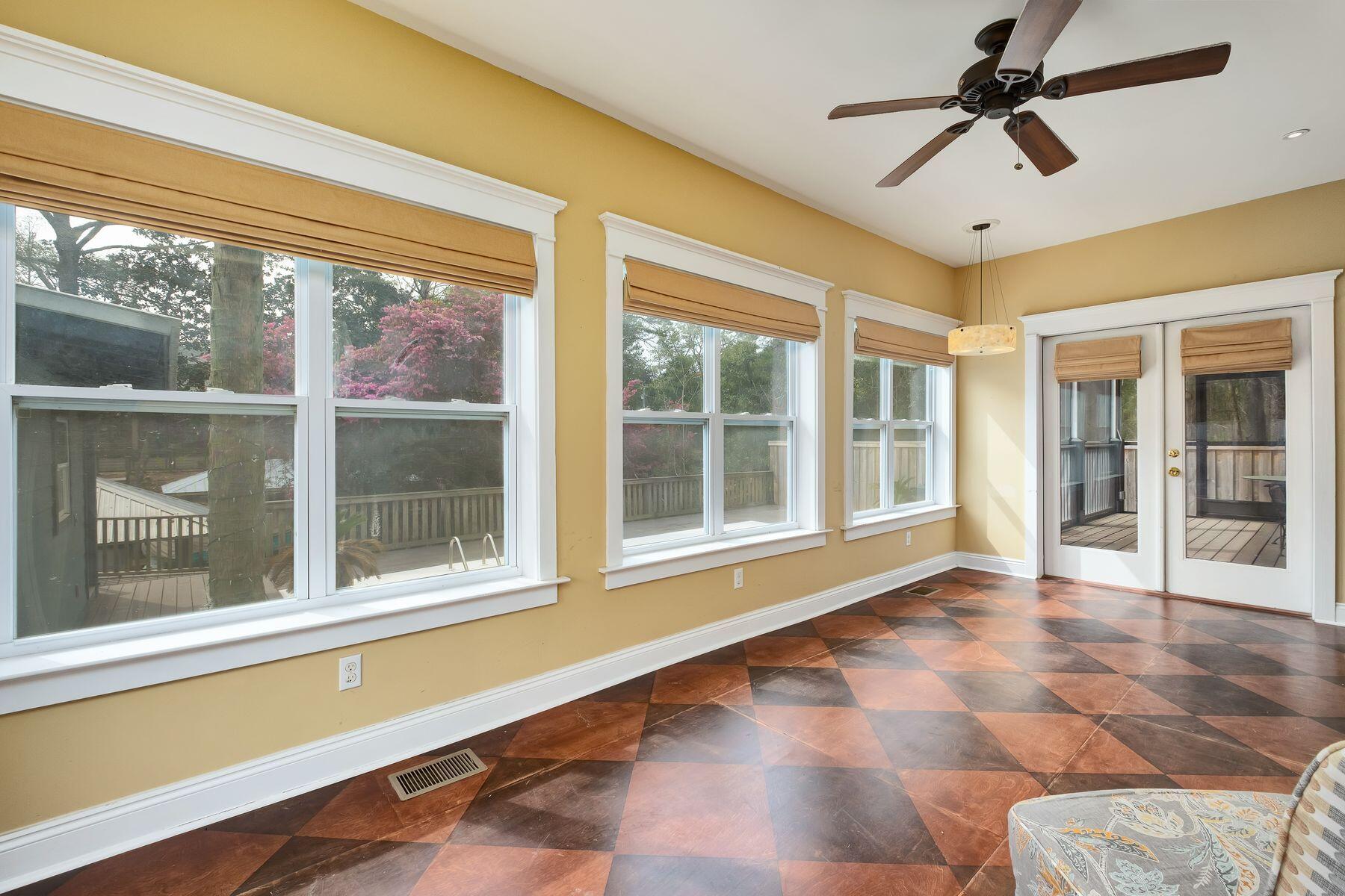 DAUGHETTES AMENDED - Residential