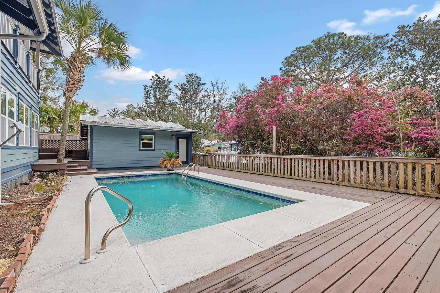 DAUGHETTES AMENDED - Residential