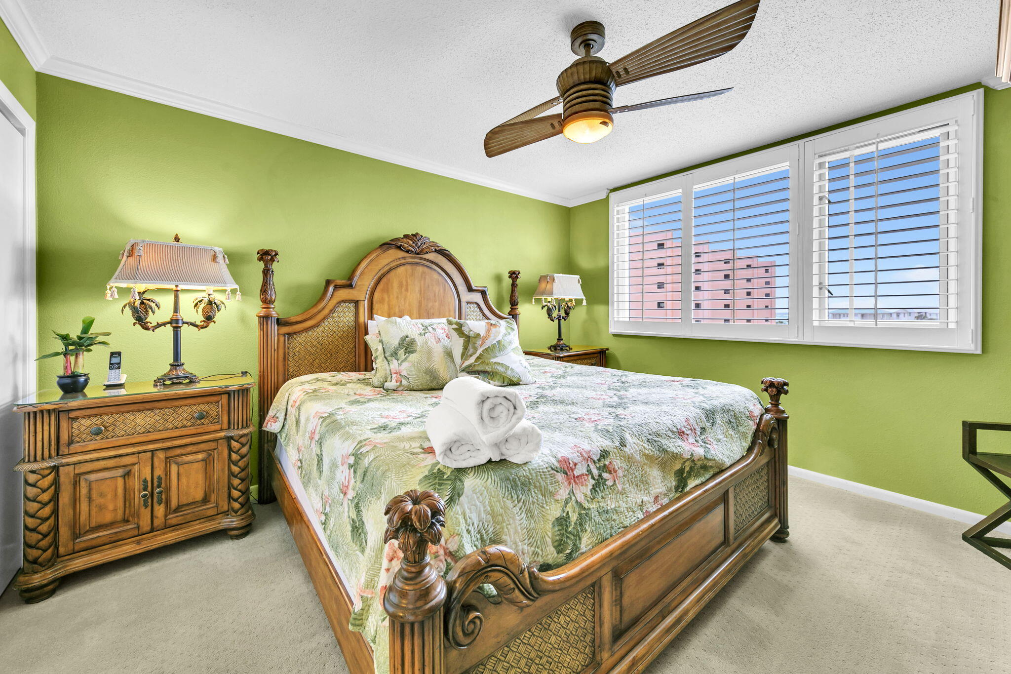 ISLANDER CONDO PH 2 - Residential