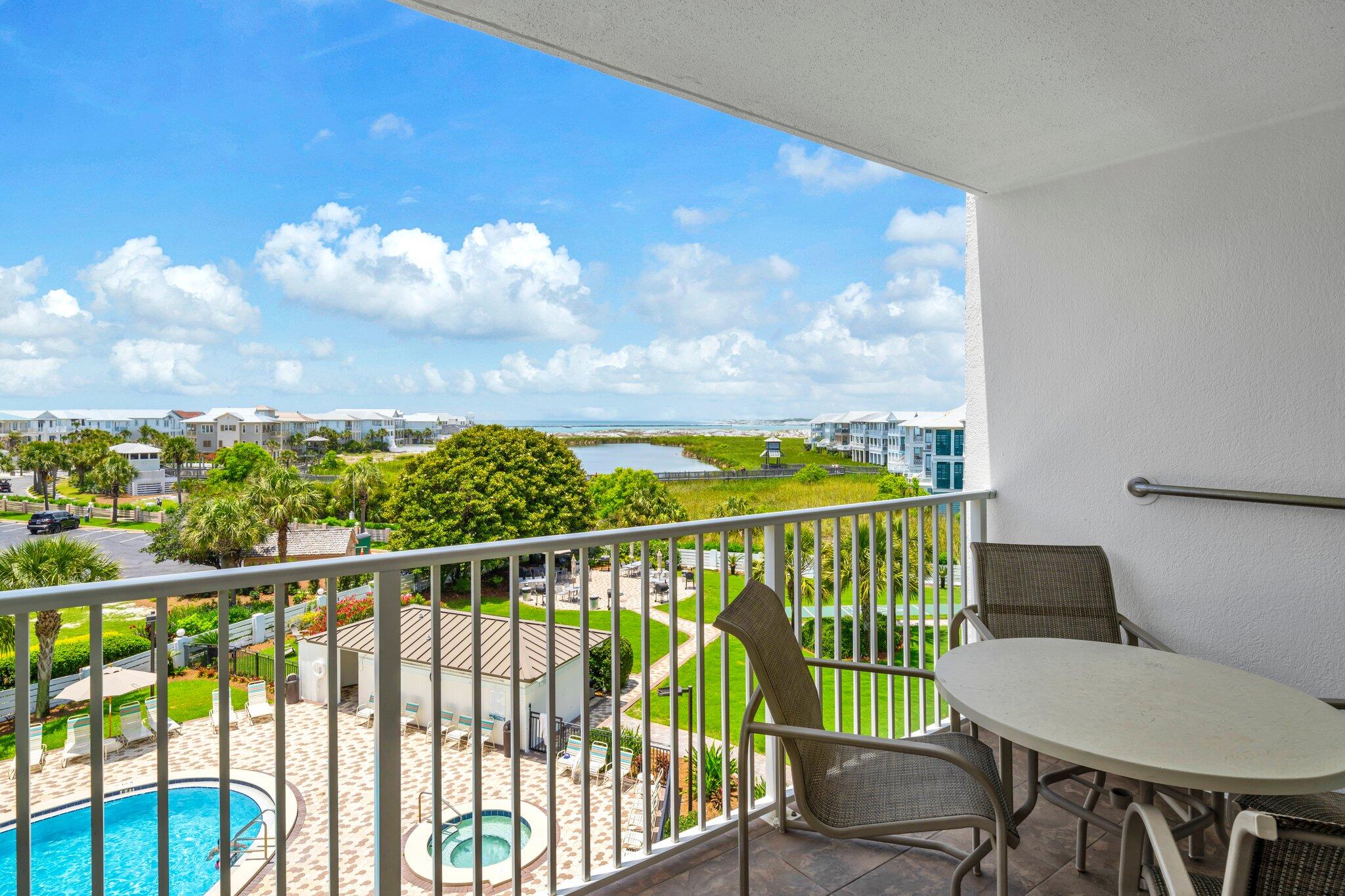 ISLANDER CONDO PH 2 - Residential