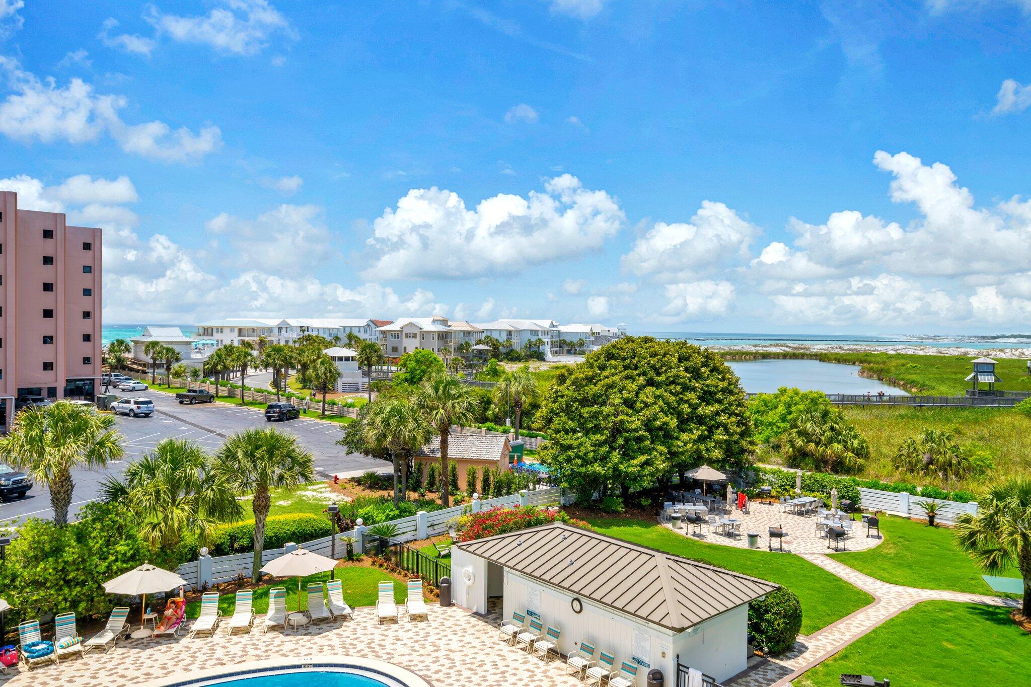 ISLANDER CONDO PH 2 - Residential