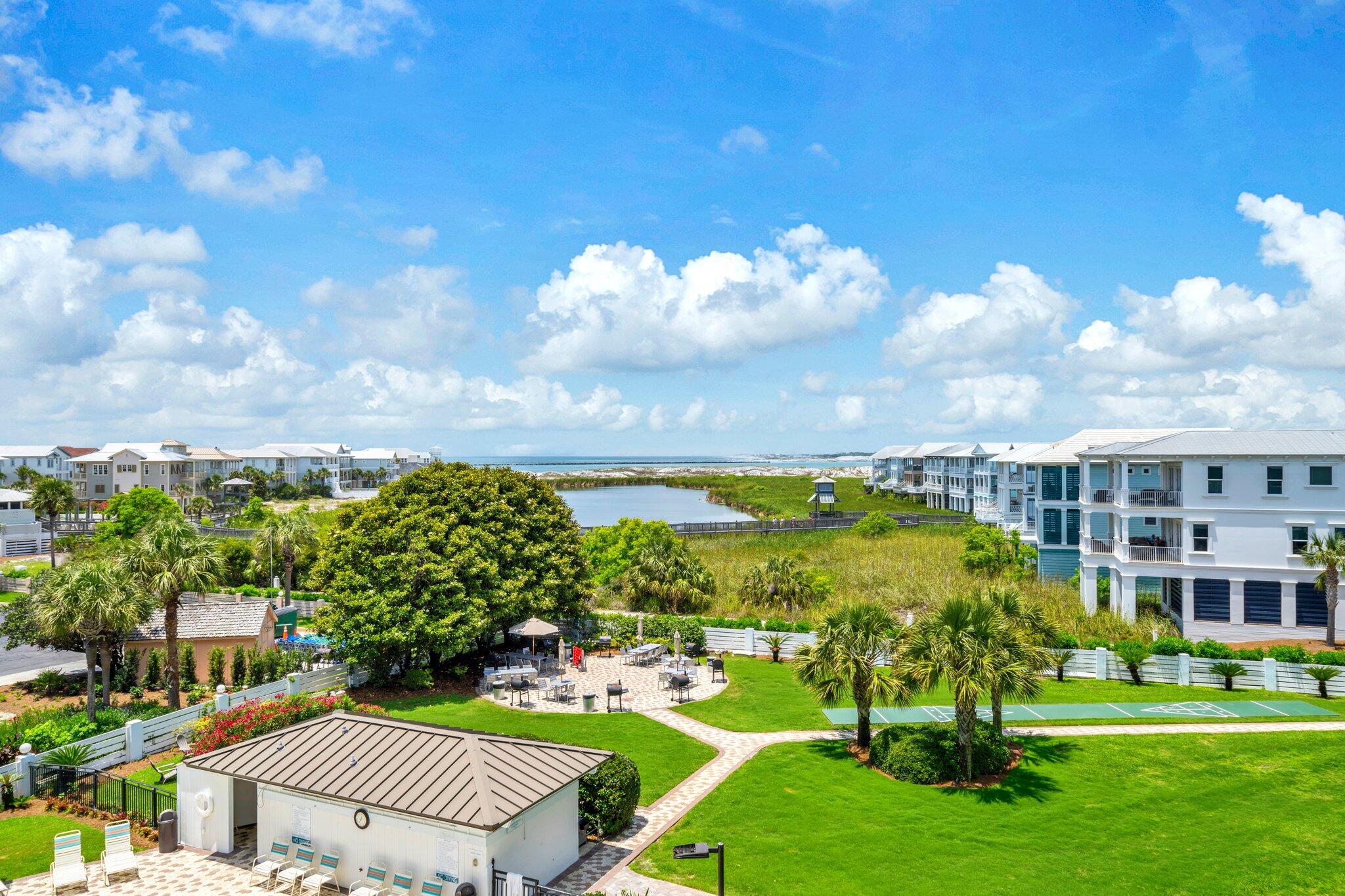 ISLANDER CONDO PH 2 - Residential
