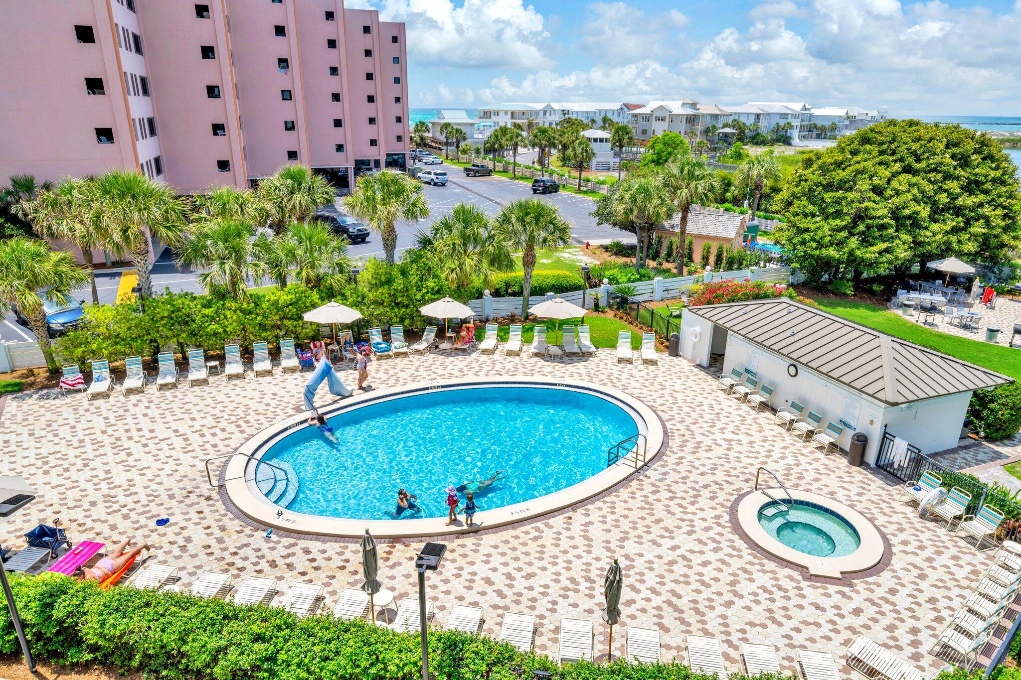 ISLANDER CONDO PH 2 - Residential