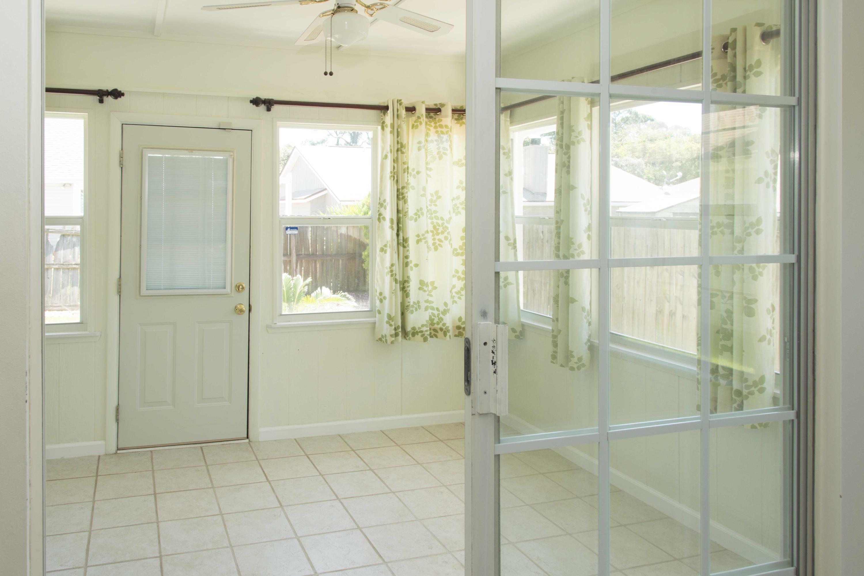 COLINA DEL ORO - Residential Lease