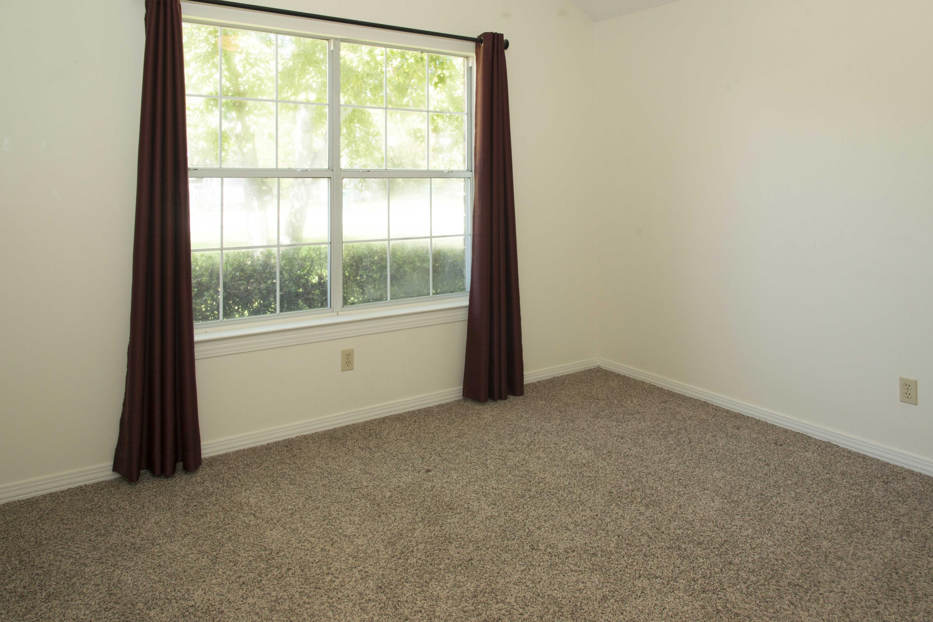 COLINA DEL ORO - Residential Lease