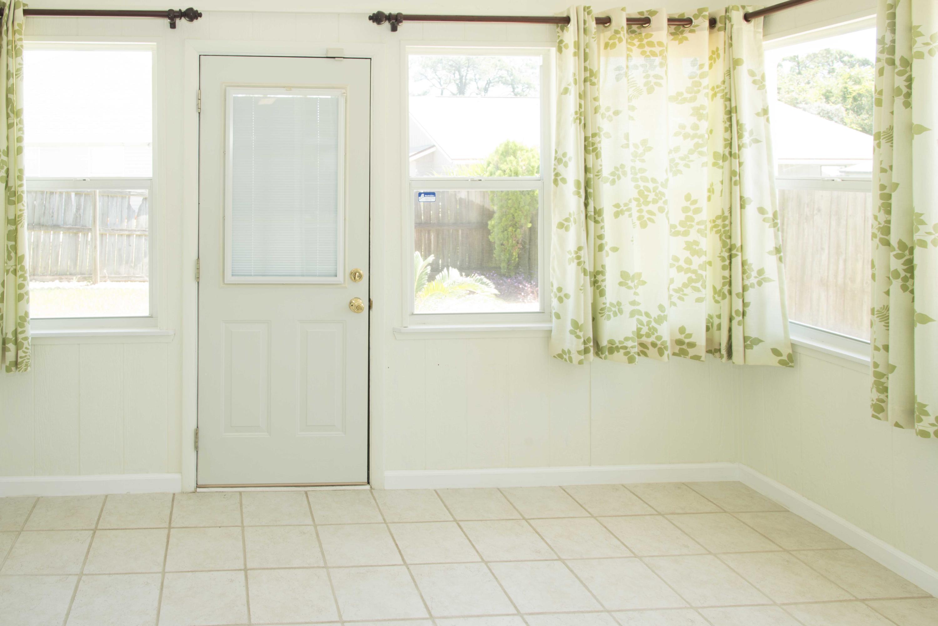 COLINA DEL ORO - Residential Lease