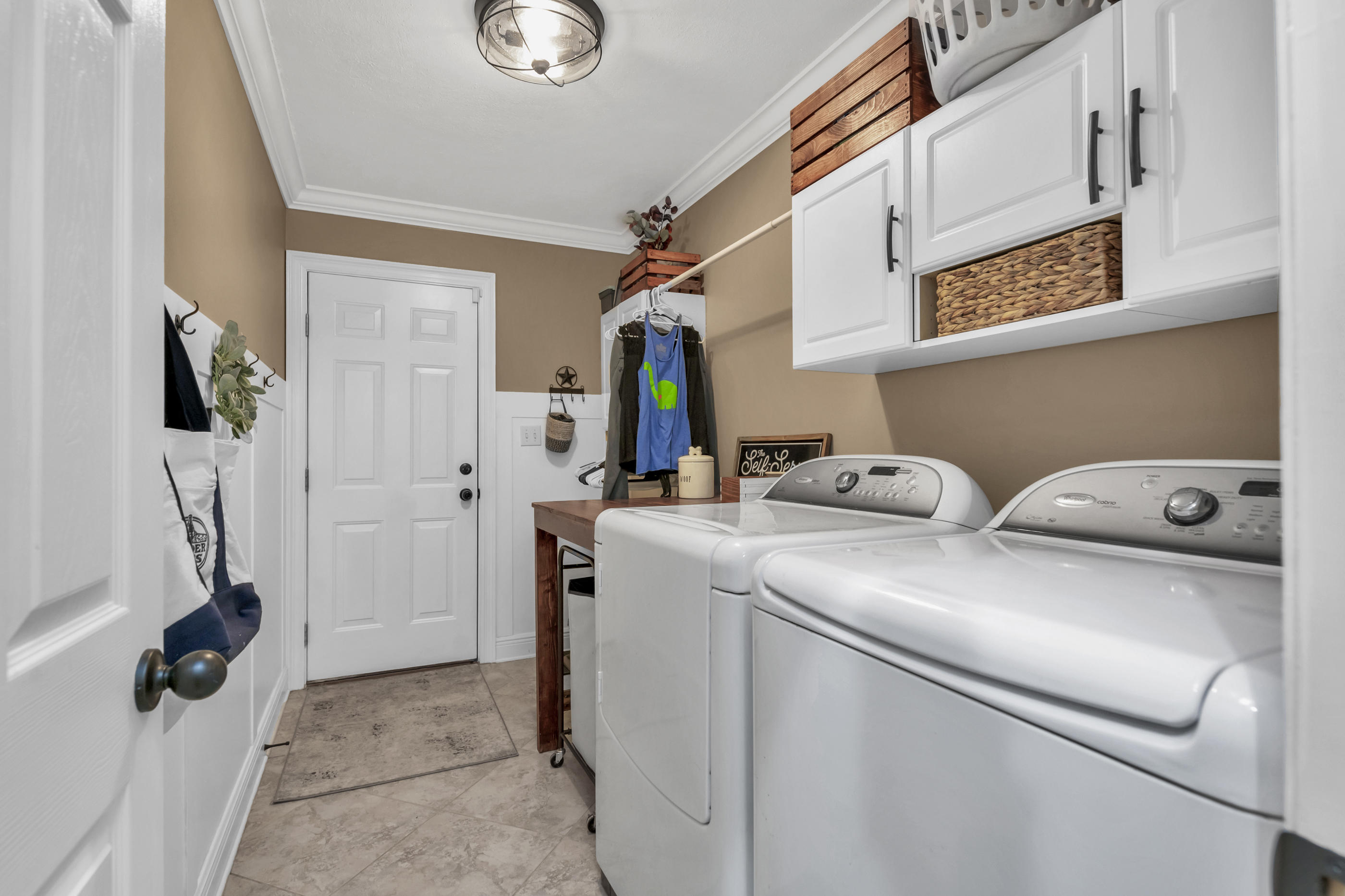 BROOKE ESTATES PH I - Residential