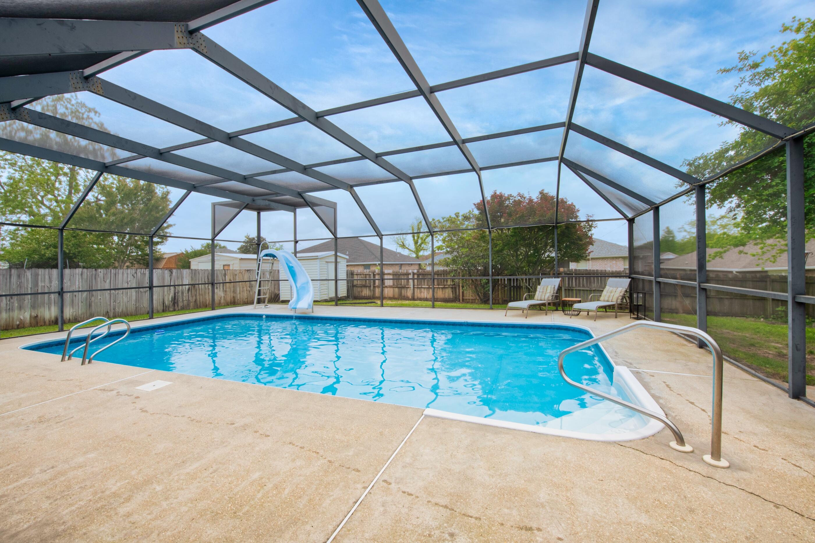 BROOKE ESTATES PH I - Residential