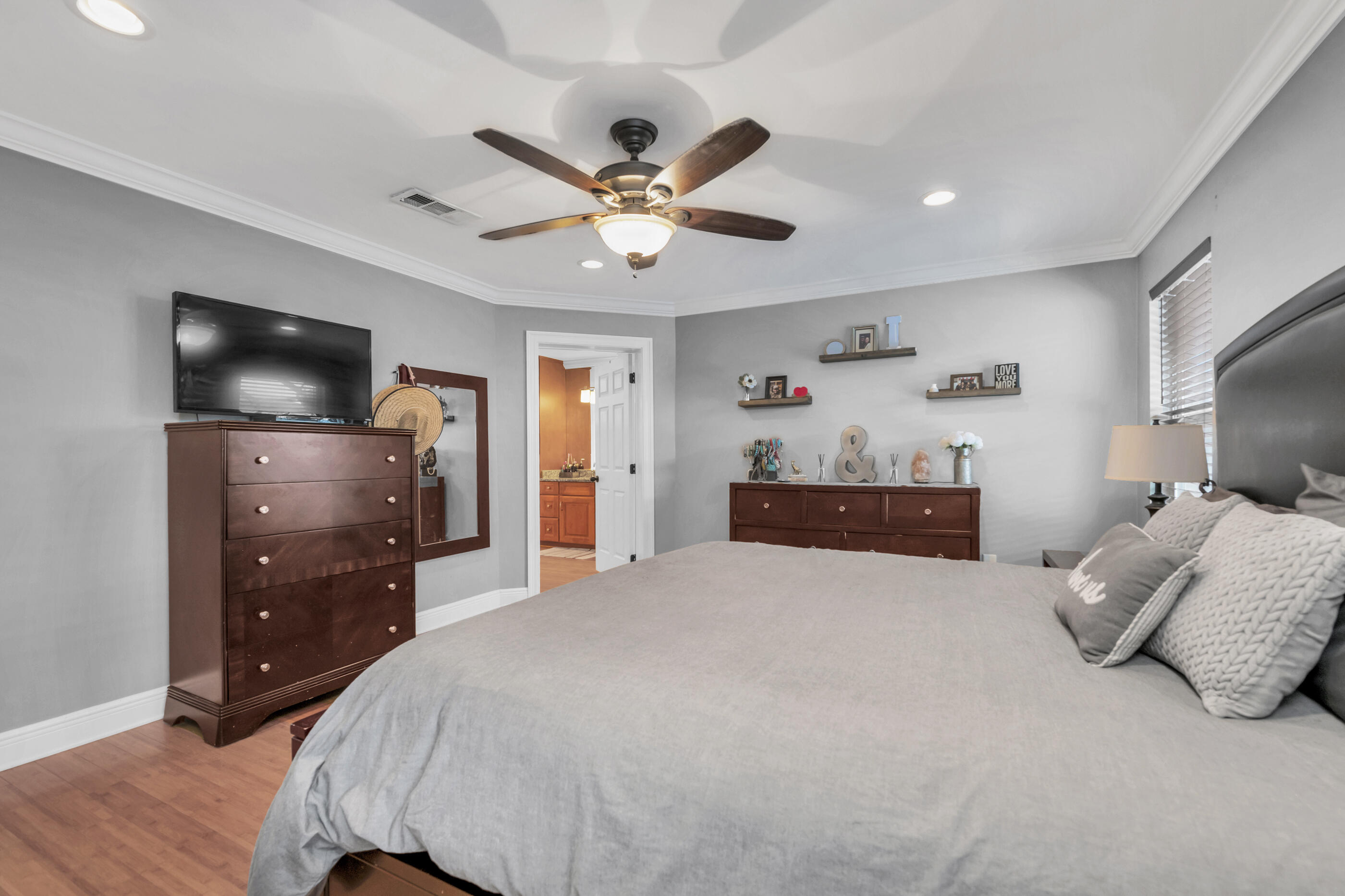 BROOKE ESTATES PH I - Residential