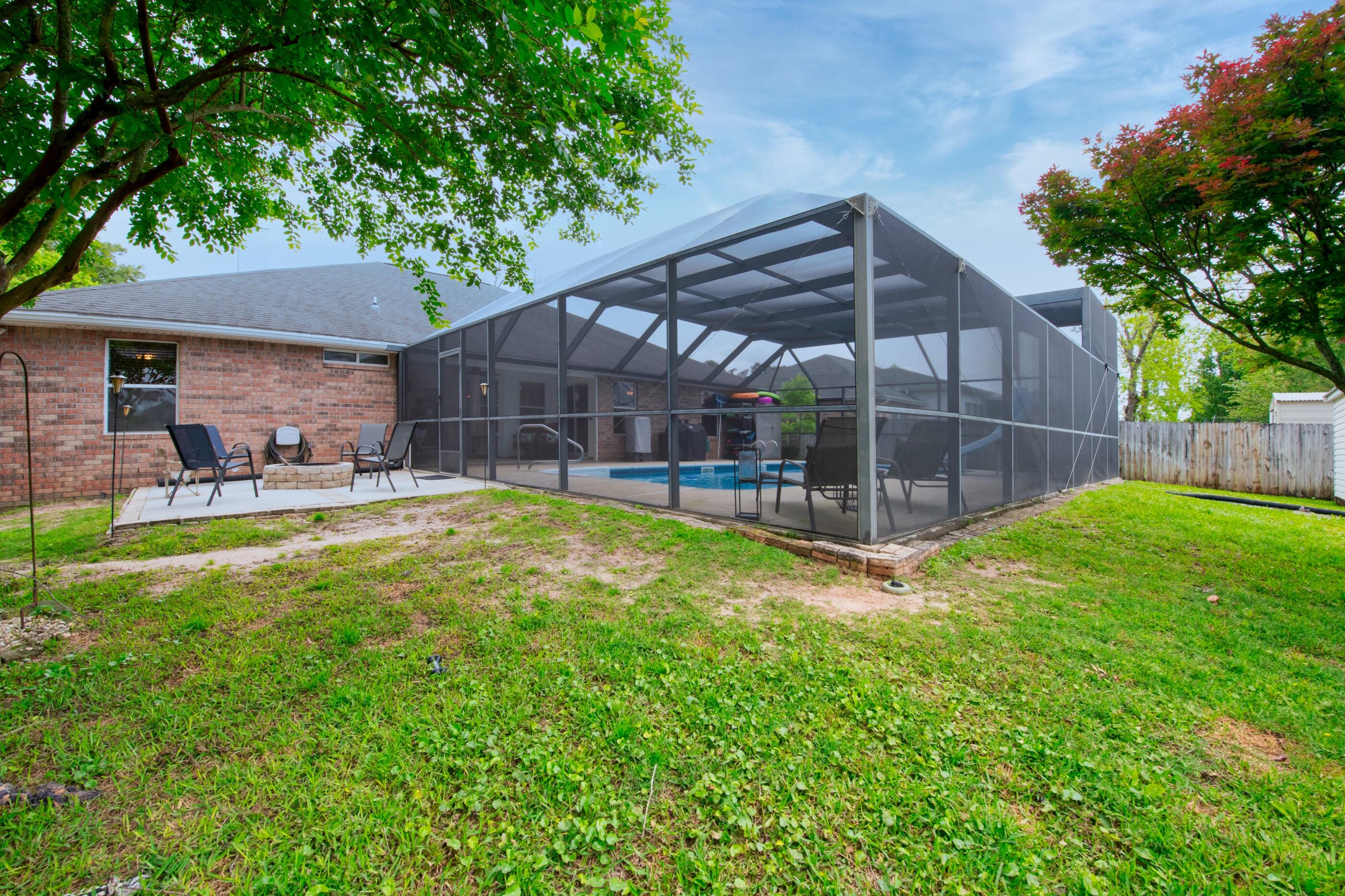 BROOKE ESTATES PH I - Residential