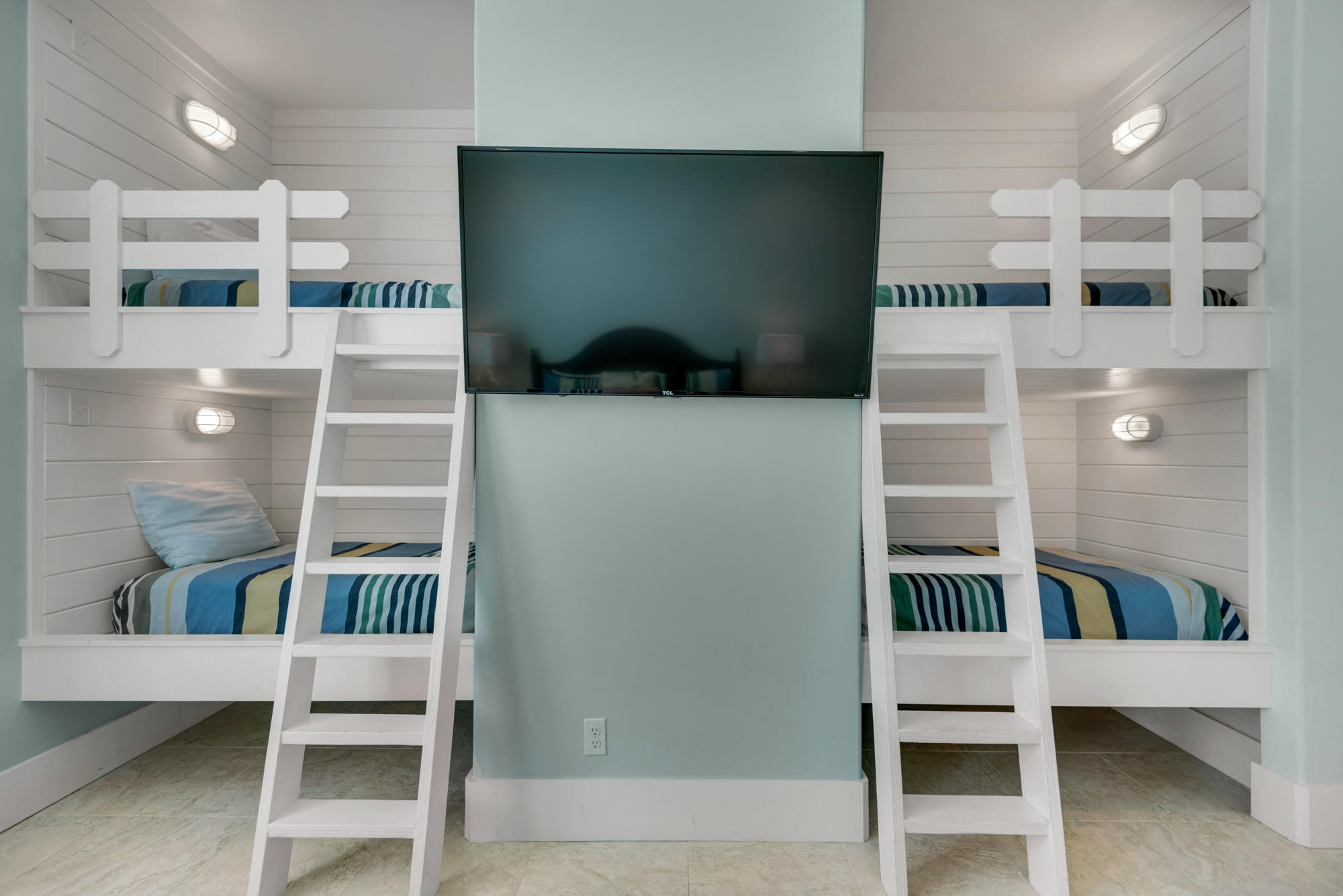 FRANGISTA BEACH 1ST ADDN - Residential