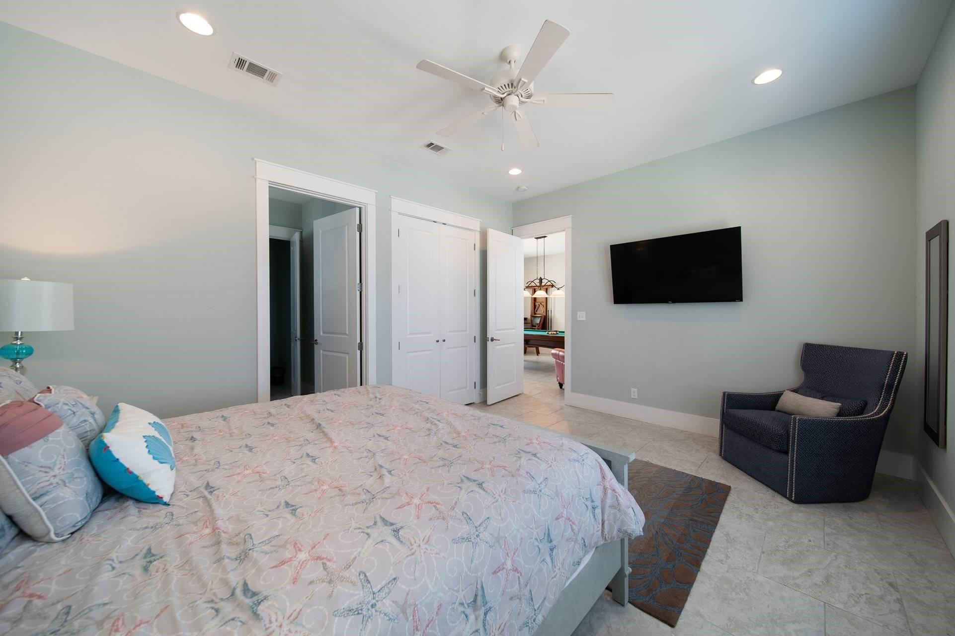 FRANGISTA BEACH 1ST ADDN - Residential